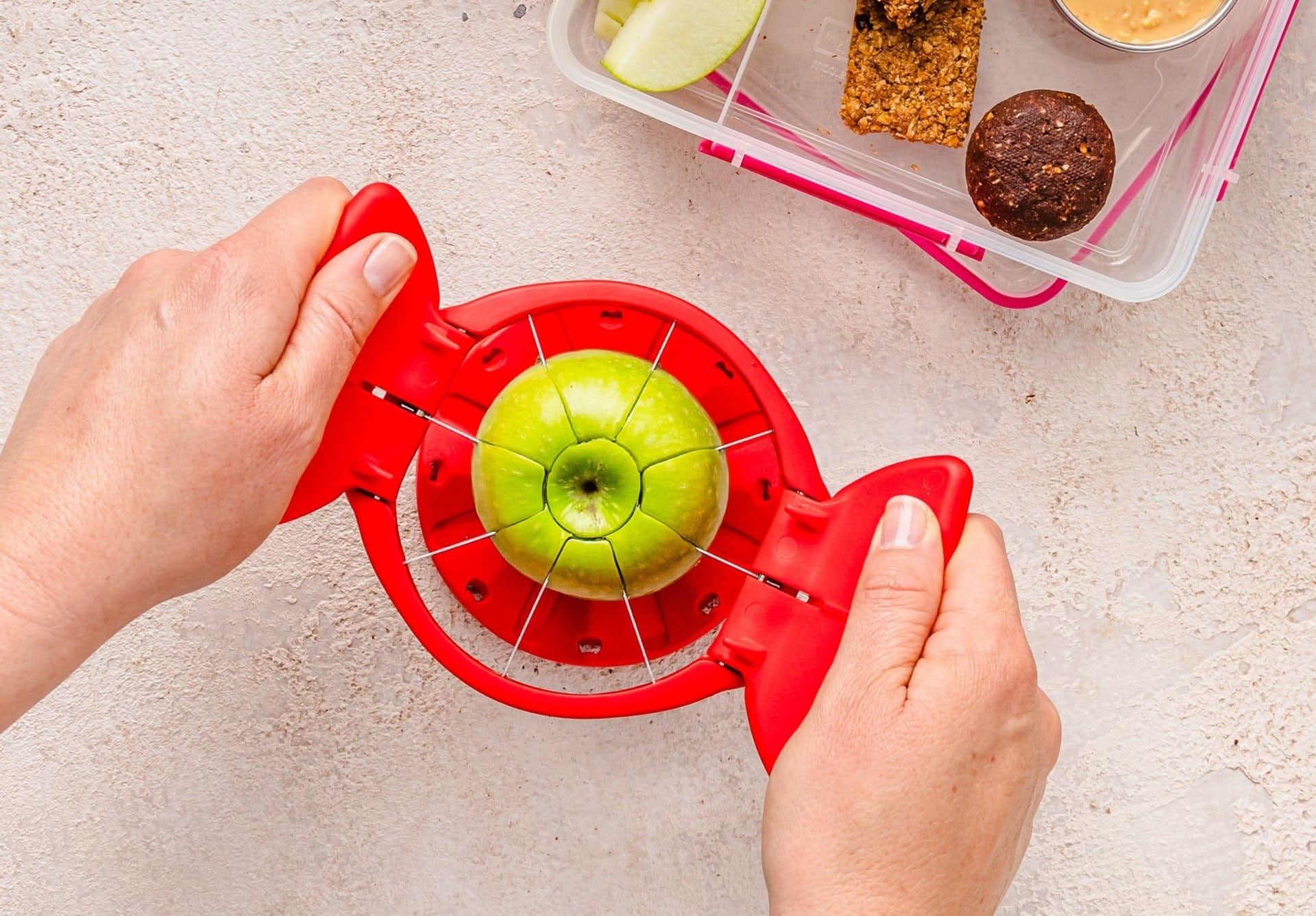 Dreamfarm Flapple - Premium Apple Slicer & Corer for Effortless Fruit Prep | Perfect for Salads, Snacks & Healthy Eating
