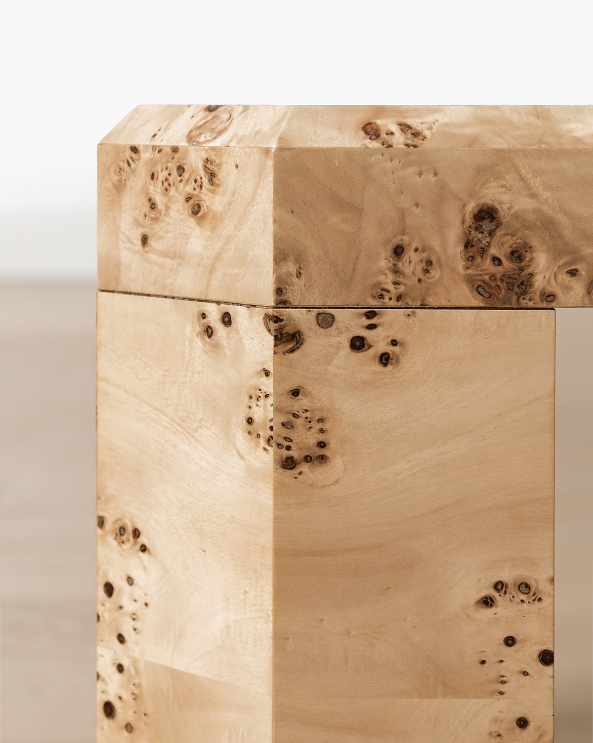 Modern Rocio Burl Coffee Table - Solid Wood Mid-Century Style Living Room Furniture for Home Decor | Perfect for Lounge, Living Room & Office Spaces