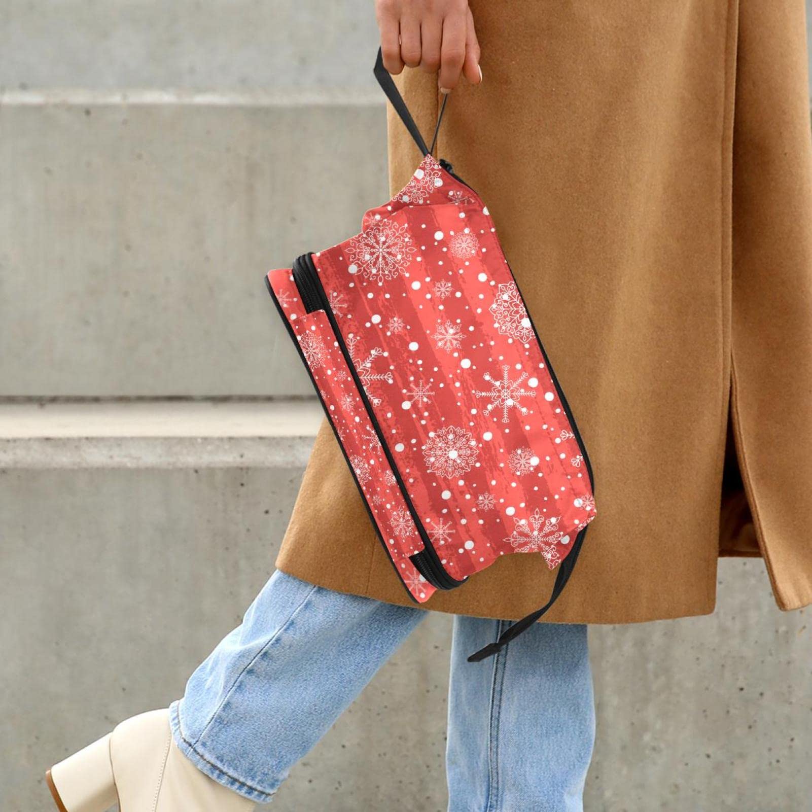 Large Travel Cosmetic Bag with Snowflake Floral Design - Waterproof Makeup Organizer for Women | Perfect for Vacation, Gym & Daily Essentials Storage
