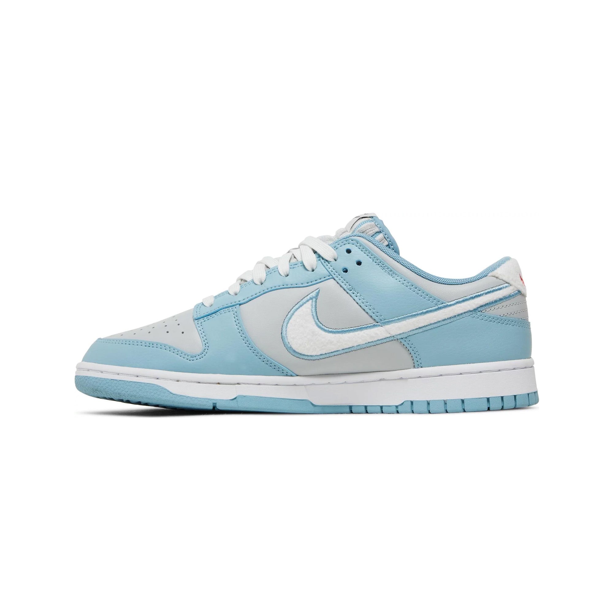 Nike Dunk Low Retro 'Fleece Swoosh Worn Blue' Men's Sneakers - Casual Streetwear Shoes for Everyday Wear & Sneaker Collection