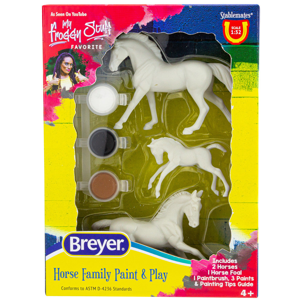 Breyer Stablemates Horse Family Painting Kit - 1:32 Scale Model Set of 3 Paintable Horses for Collectors & Hobbyists - Perfect for DIY Crafts, Home Decor & Gift Giving