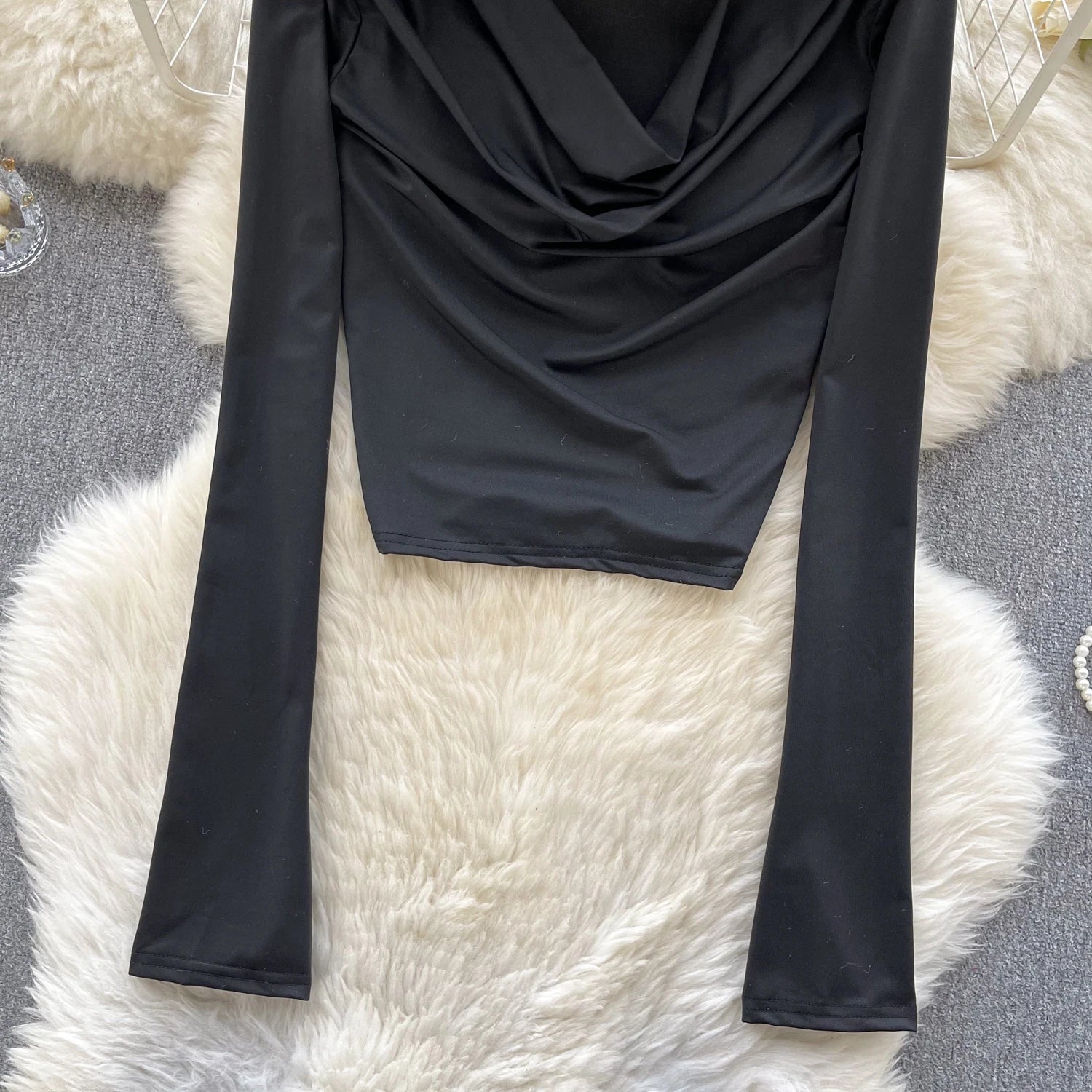 Women's Black Slim Fit Long Sleeve Ruched Hooded Cropped T-Shirt - Street Style Casual Pullover Top for Everyday Wear, Outfits & Fashion Trends