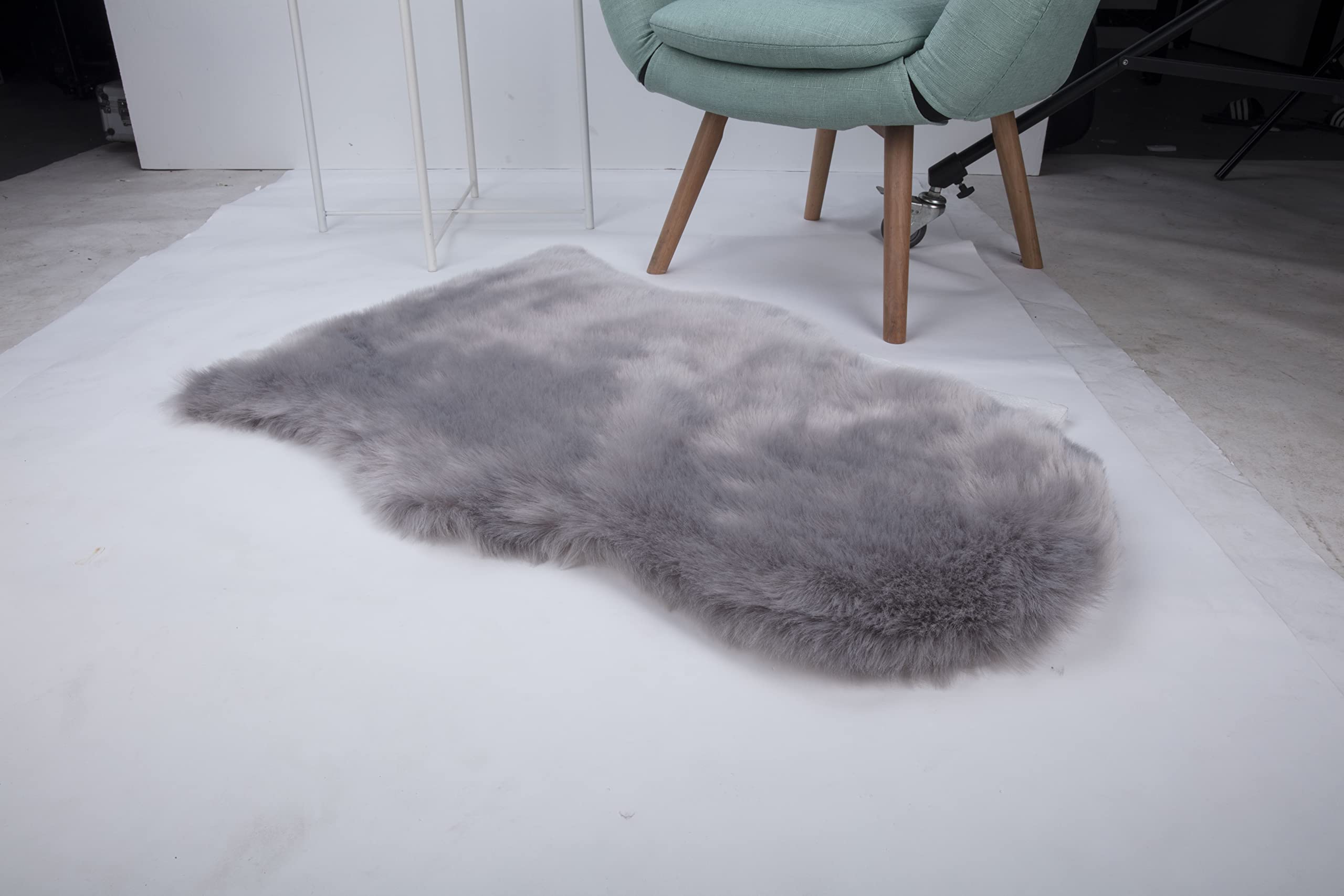 Woolous Ultra Soft Faux Sheepskin Rug - 2x3 Feet Light Grey Shaggy Chair Cover, Seat Cushion Pad & Cozy Floor Mat for Bedroom, Living Room, Nursery | Perfect for Sofa, Baby Play Area & Home Decor