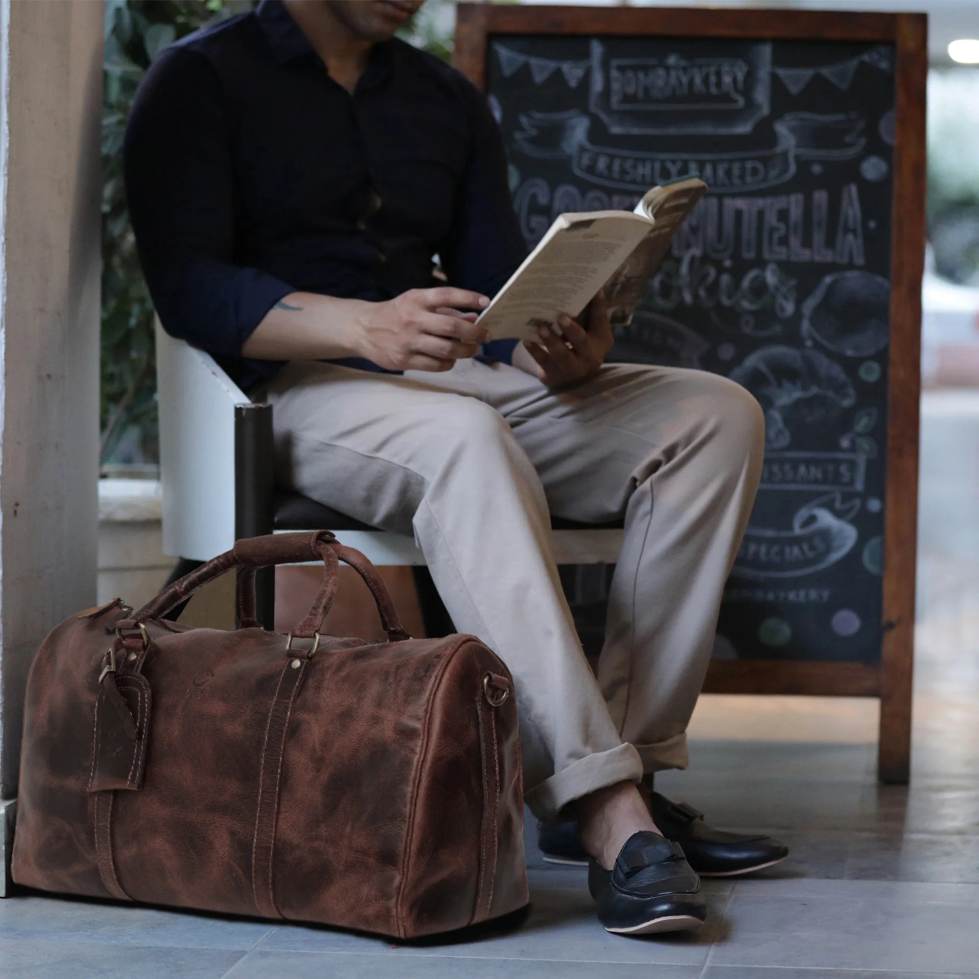 Nando Adventure Duffle Bag - Waterproof Travel Duffel with Shoulder Strap (Walnut Brown) - Perfect for Gym, Camping & Weekend Getaways