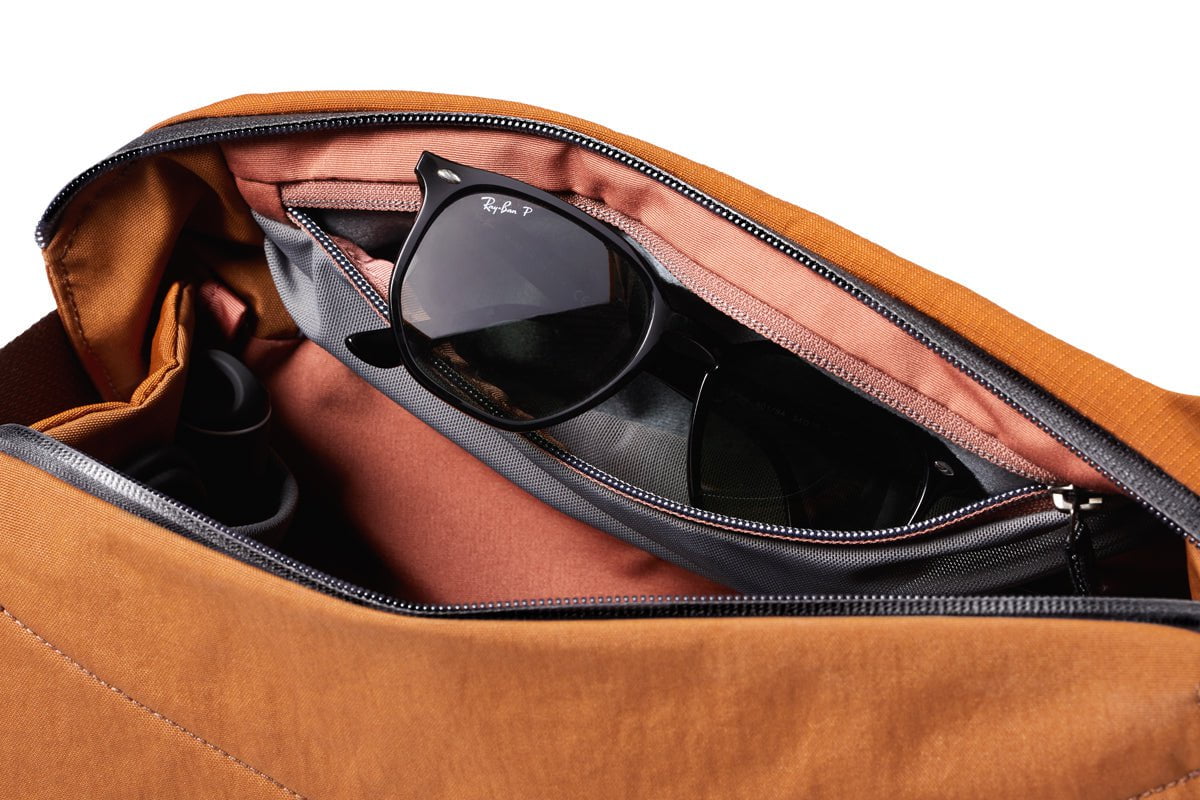 Bellroy Venture Sling 9L Crossbody Bag - Lightweight & Water-Resistant Travel Sling Pack for Men & Women - Perfect for Hiking, Commuting & Everyday Carry