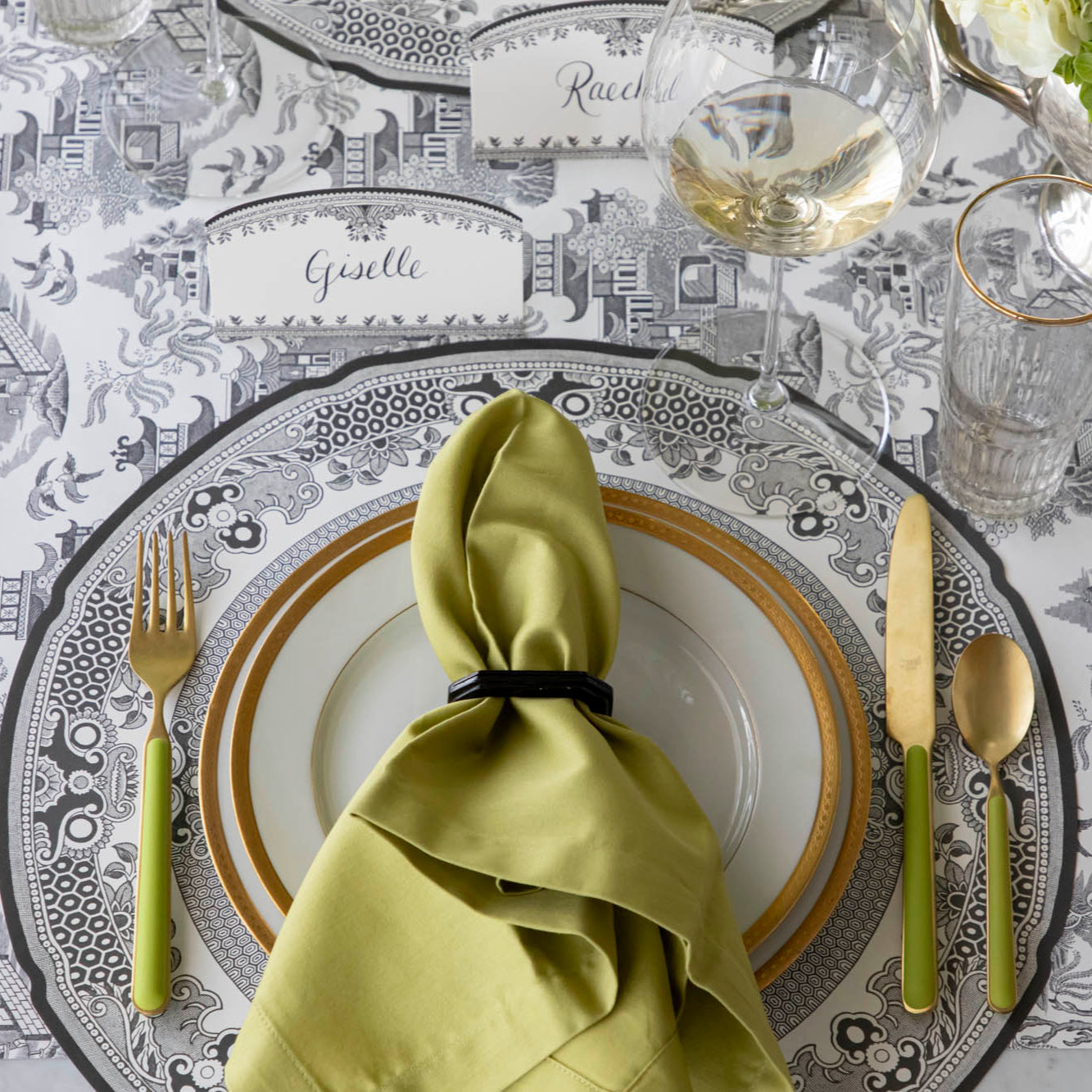 Eco-Friendly Black Willow Plate Placemat - Natural Wooden Table Setting for Dining, Parties & Home Decor