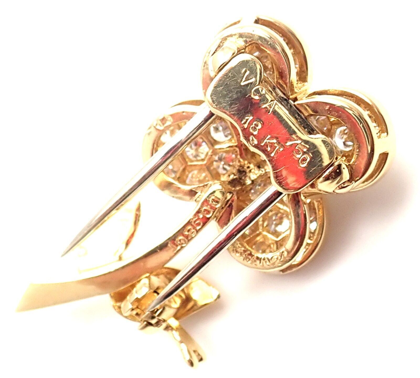 Authentic Van Cleef & Arpels Diamond 18K Yellow Gold Flower Pin Brooch - Vintage Luxury Jewelry for Women - Perfect for Weddings, Parties & Special Occasions