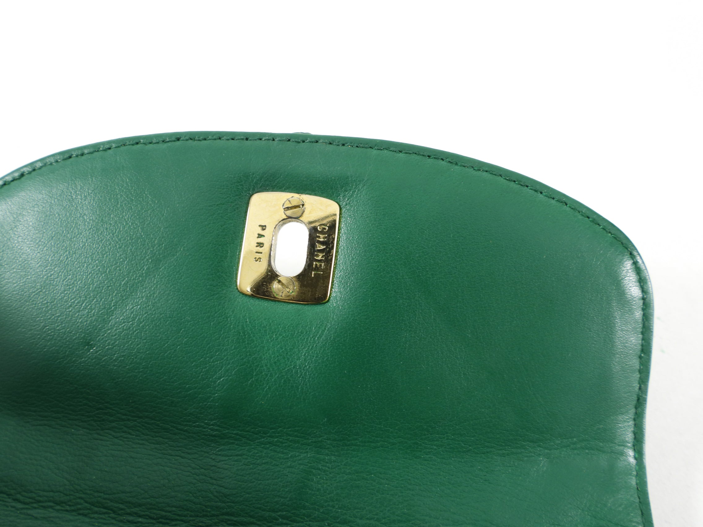 Vintage Chanel Green Waist Belt Bag from Early 1980s - 28-30 Inch Adjustable - Perfect for Retro Fashion & Evening Events