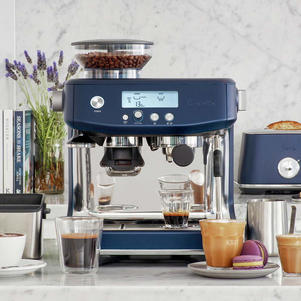 Breville Barista Pro Espresso Machine BES878DBL1BCA1 - Stainless Steel Coffee Maker with Built-in Grinder, Fast Heat Up & Precise Extraction - Perfect for Home Baristas & Coffee Lovers