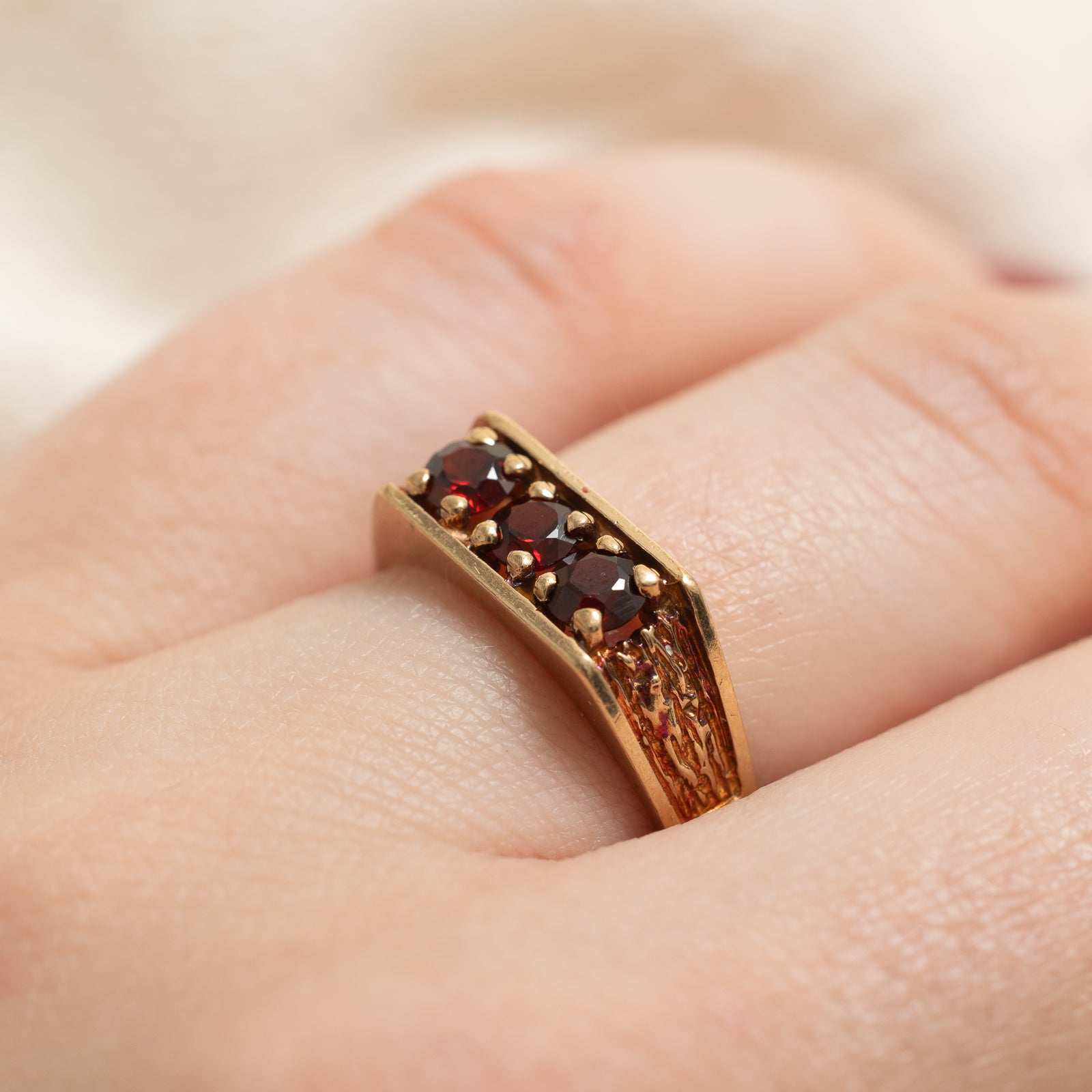 Three Stone Garnet Ring | 0.75 Carat Total Weight | Size 6 | Elegant Birthstone Jewelry for Women, Perfect for Anniversary Gifts & Special Occasions