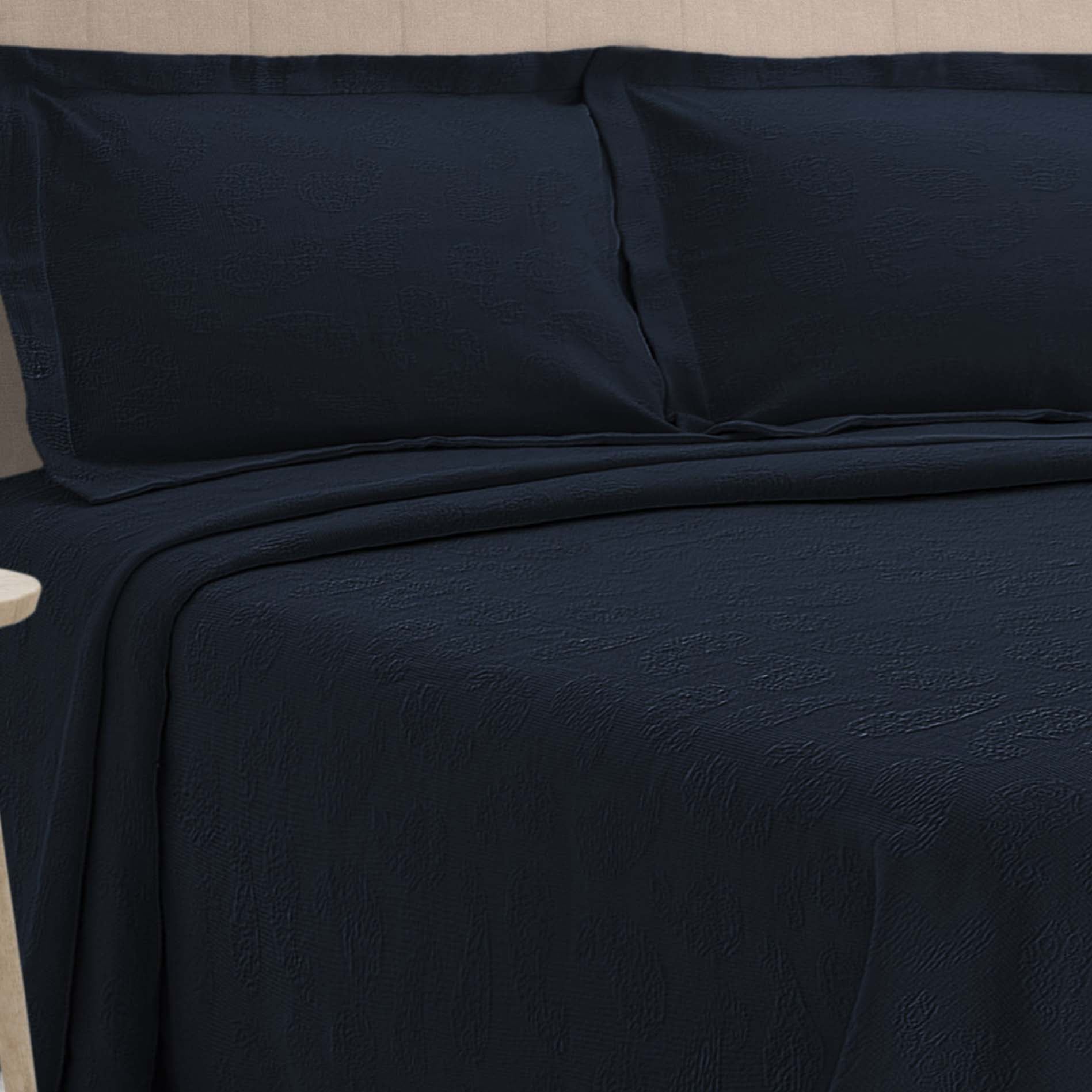 Jacquard Matelassé Paisley Floral Cotton Bedspread Set - Queen Size Luxury Bedding for Master Bedroom & Guest Room Decor