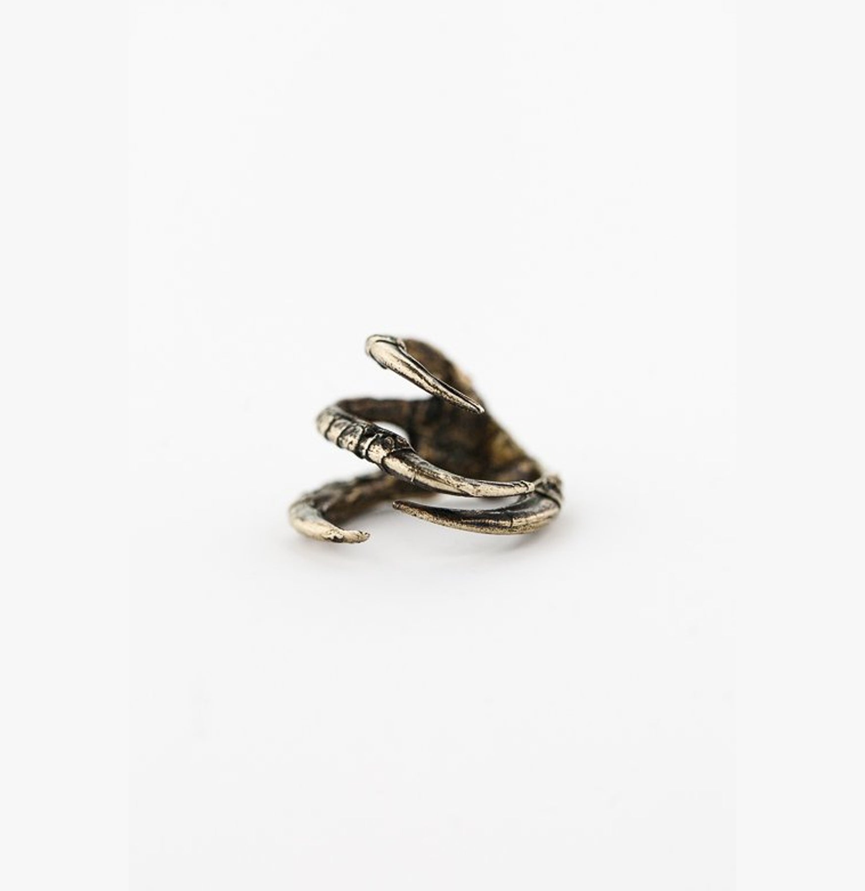 Broad Winged Hawk Foot Bronze Ring - Unique Animal Jewelry for Nature Lovers - Perfect for Gothic Fashion, Boho Style & Wildlife Enthusiasts