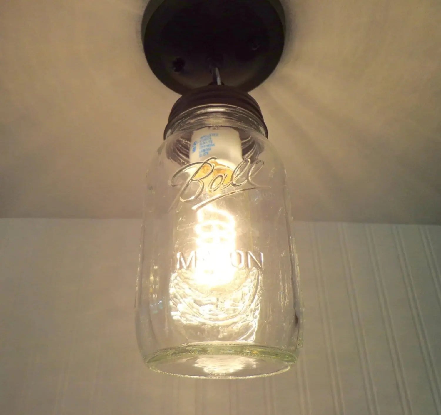 Vintage Mason Jar Ceiling Light with Hanging Chain - 1 Quart Rustic Farmhouse Pendant Lighting for Kitchen, Dining Room, or Bedroom Decor