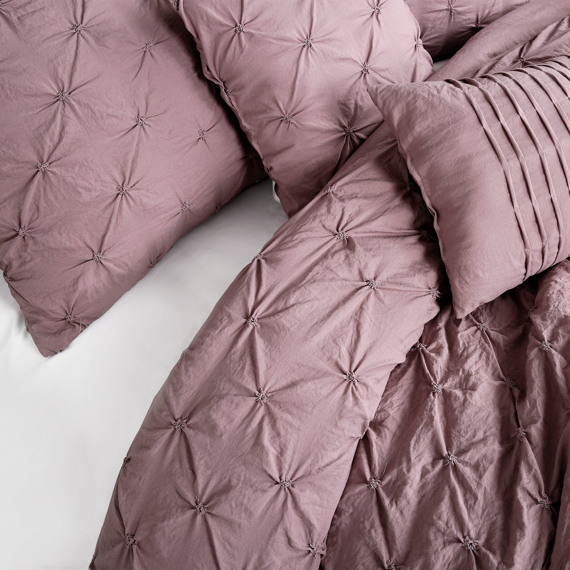 Ravello Pintuck 5-Piece Comforter Set - Queen Size Bedding with Pillow Shams - Luxury Soft Microfiber for Cozy Bedroom Decor