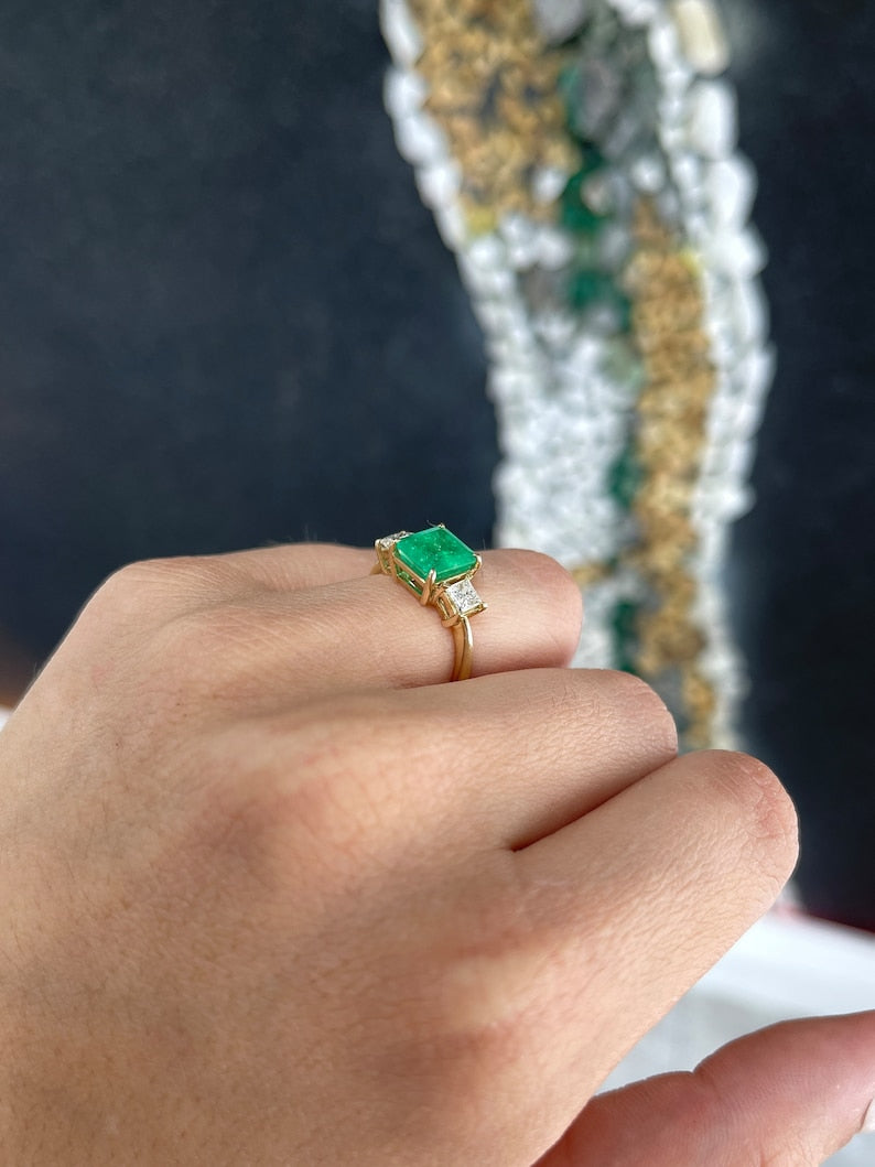 2.60tcw 14K Gold Emerald & Princess Cut Diamond 3 Stone Ring for Women - Elegant Wedding, Engagement & Anniversary Jewelry Gift
