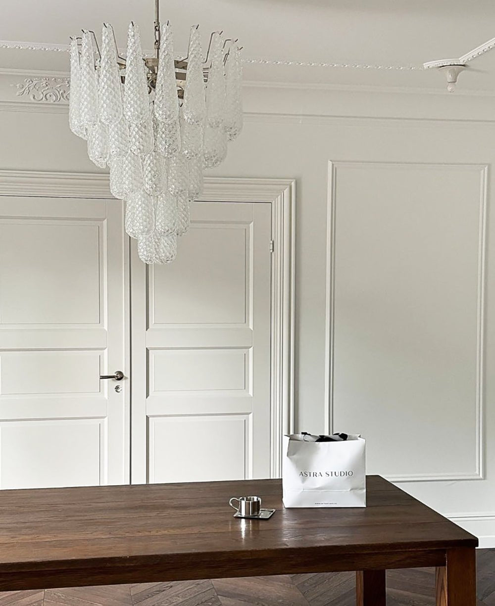 Exquisite Murano Glass Droplet Chandelier - Handcrafted Italian Crystal Pendant Light for Dining Room, Living Room & Bedroom Decor