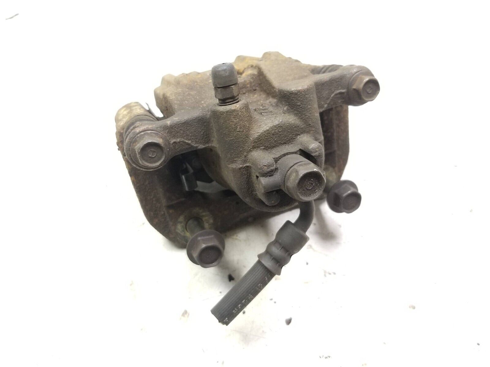 2002-2006 Honda CR-V CRV Rear Right Passenger Side Brake Caliper OEM Replacement - Perfect for DIY Auto Repair & Brake System Maintenance