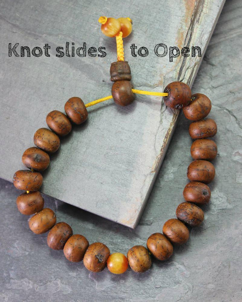 Adjustable Bodhi Amber Wrist Mala Beads - Natural Buddhist Meditation Bracelet for Yoga, Mindfulness & Spiritual Healing
