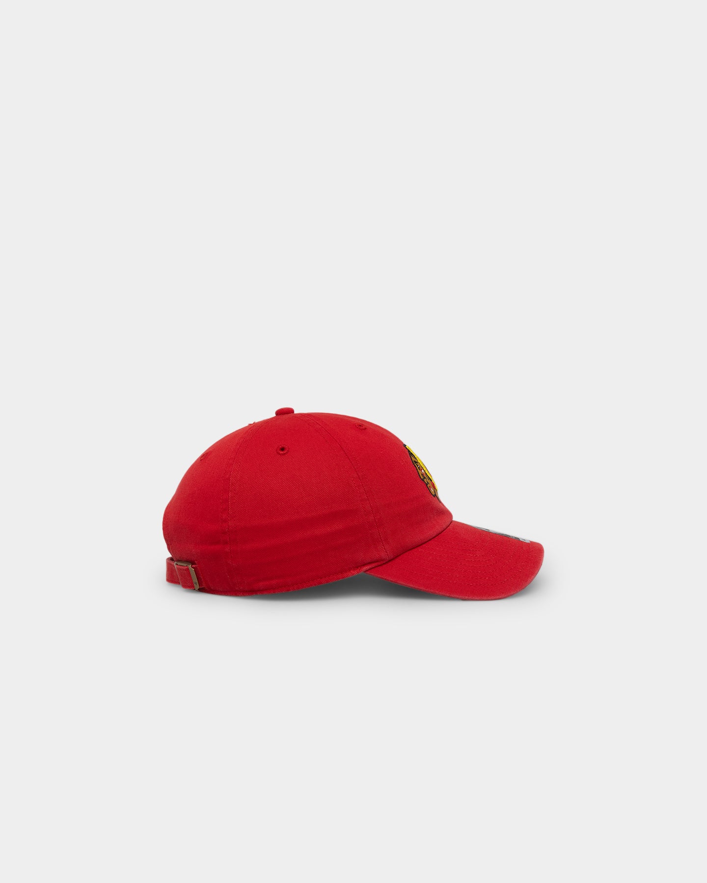47 Brand Chicago Blackhawks Clean Up Strapback Red Snapback Hat - Official NHL Team Cap for Men & Women - Perfect for Game Day, Sports Events and Casual Wear