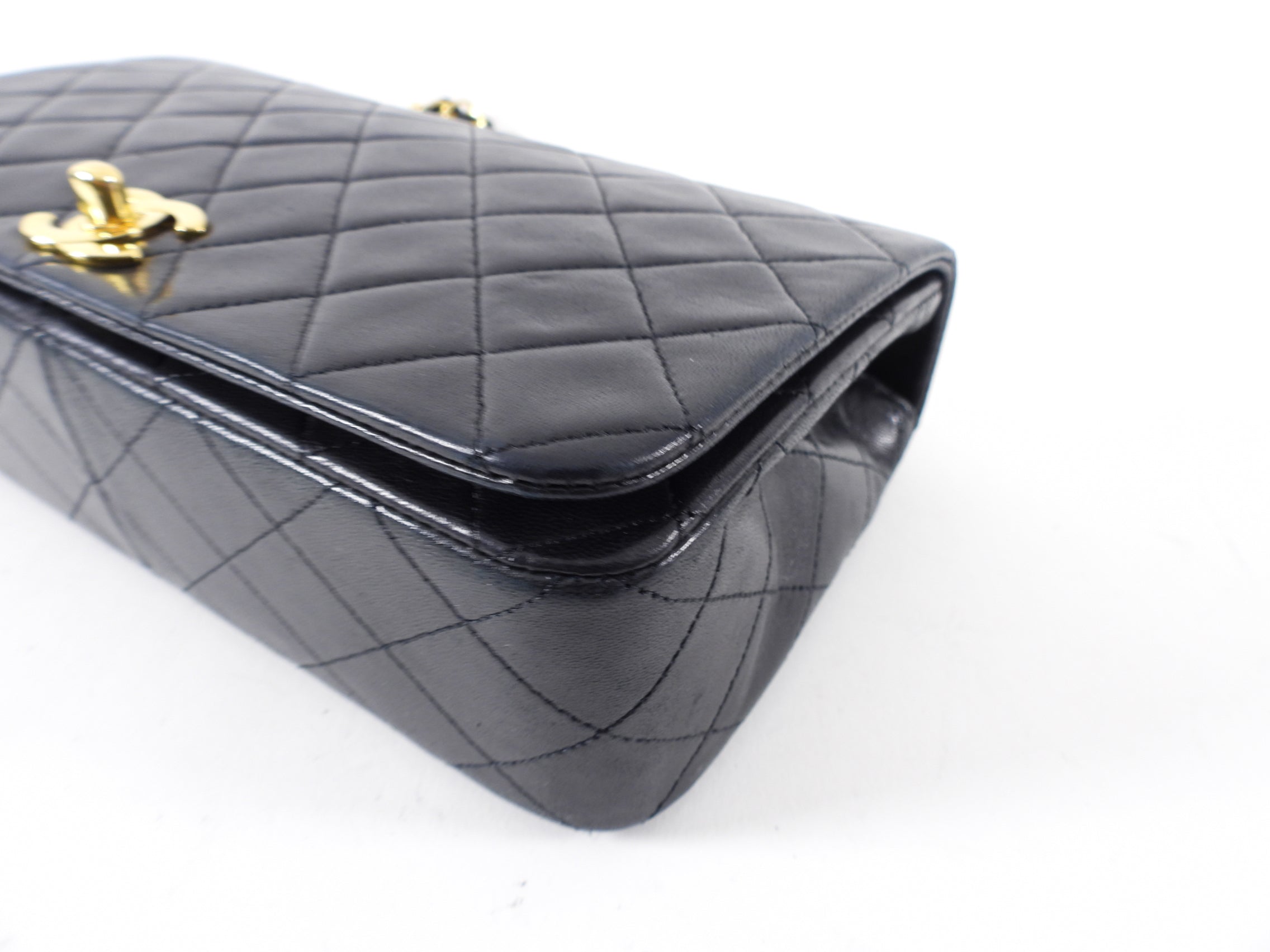 Vintage Chanel 1989 Black Lambskin Leather Classic Flap Bag with Gold Chain - Perfect for Evening Parties, Date Nights & Luxury Fashion Collectors