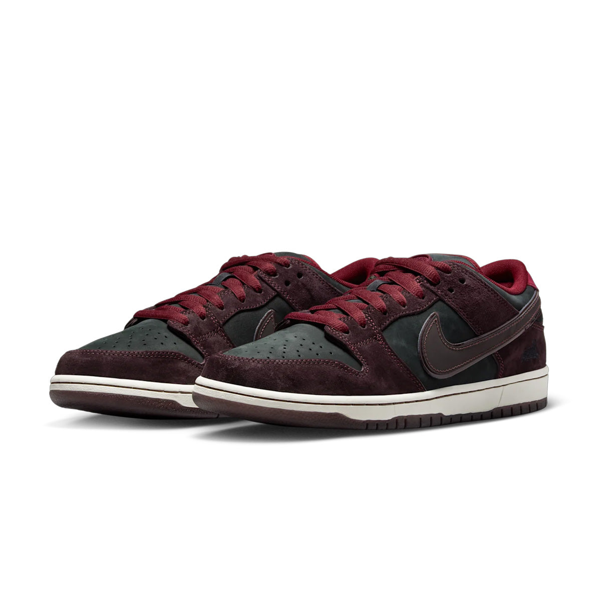 Riot Skate Shop SB Dunk Low 'Mahogany' Sneakers - Men's Skateboarding Shoes for Street Style & Performance - Perfect for Skateboarding, Urban Fashion & Casual Wear