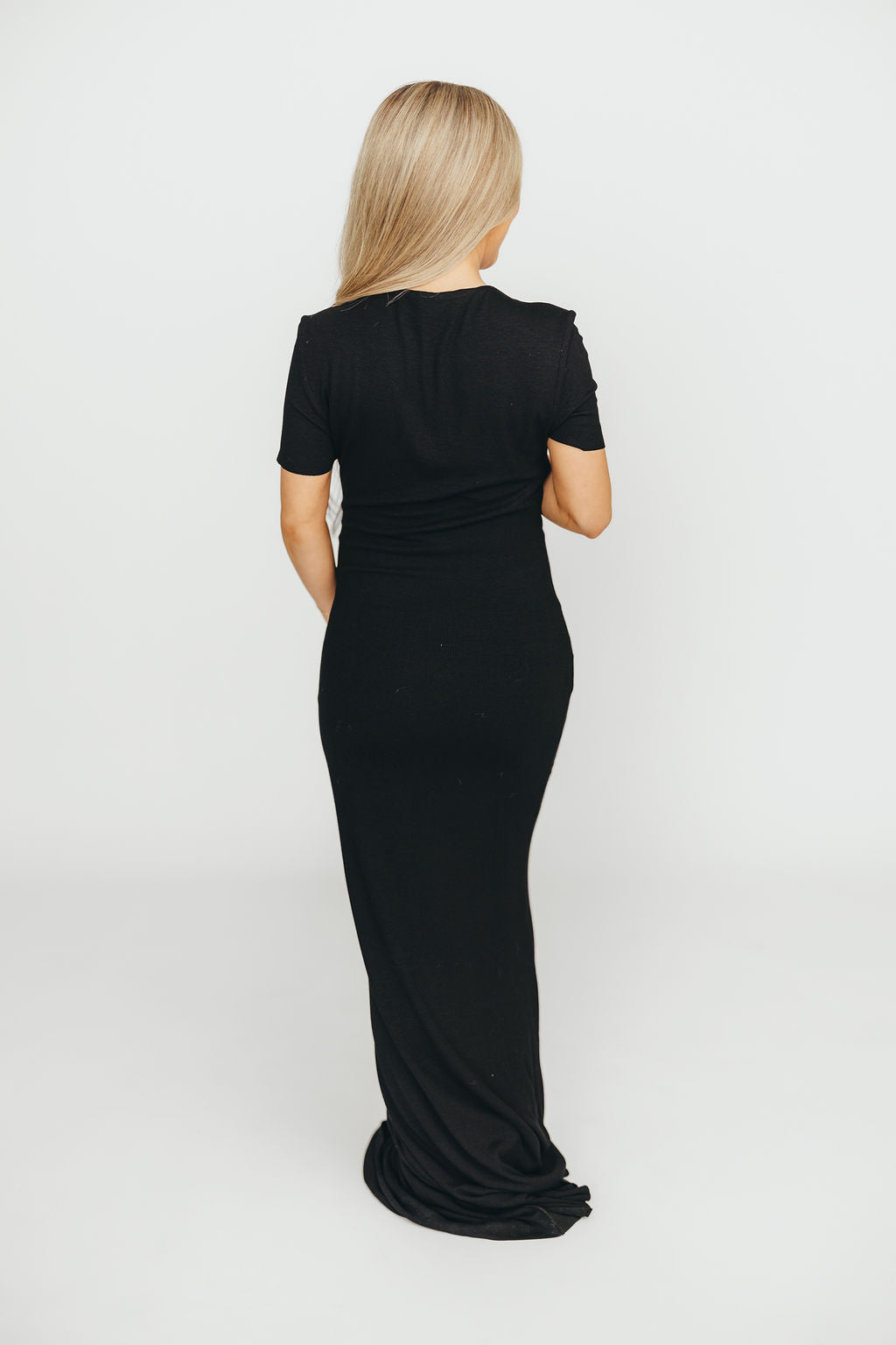 Charlie Ribbed Maxi Dress in Black - Elegant Long Sleeve Bodycon Dress for Women | Perfect for Evening Parties, Date Nights & Special Occasions