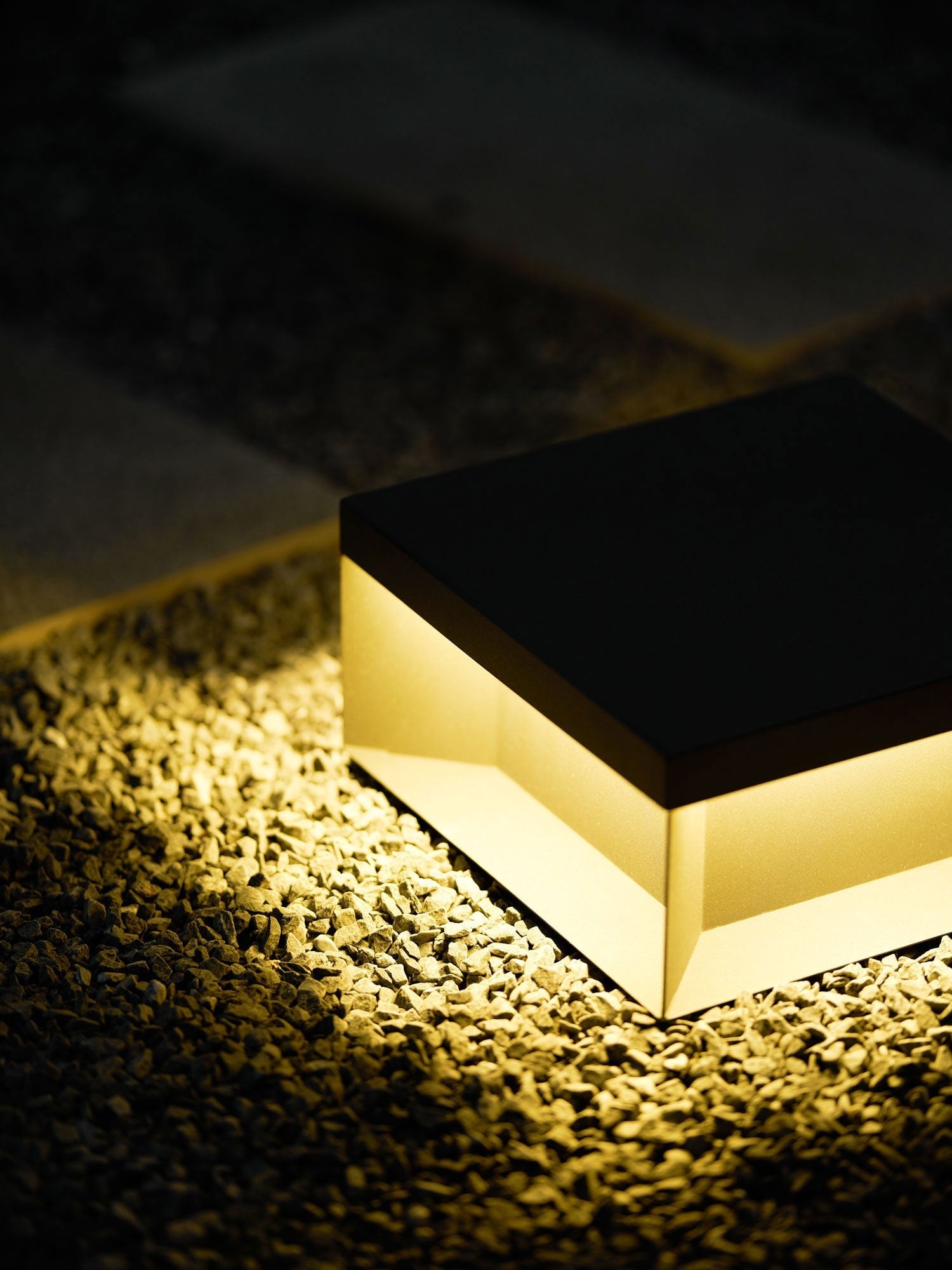 Black Box Outdoor Post Light - Weatherproof LED Exterior Light for Garden, Patio, Walkway & Driveway Lighting