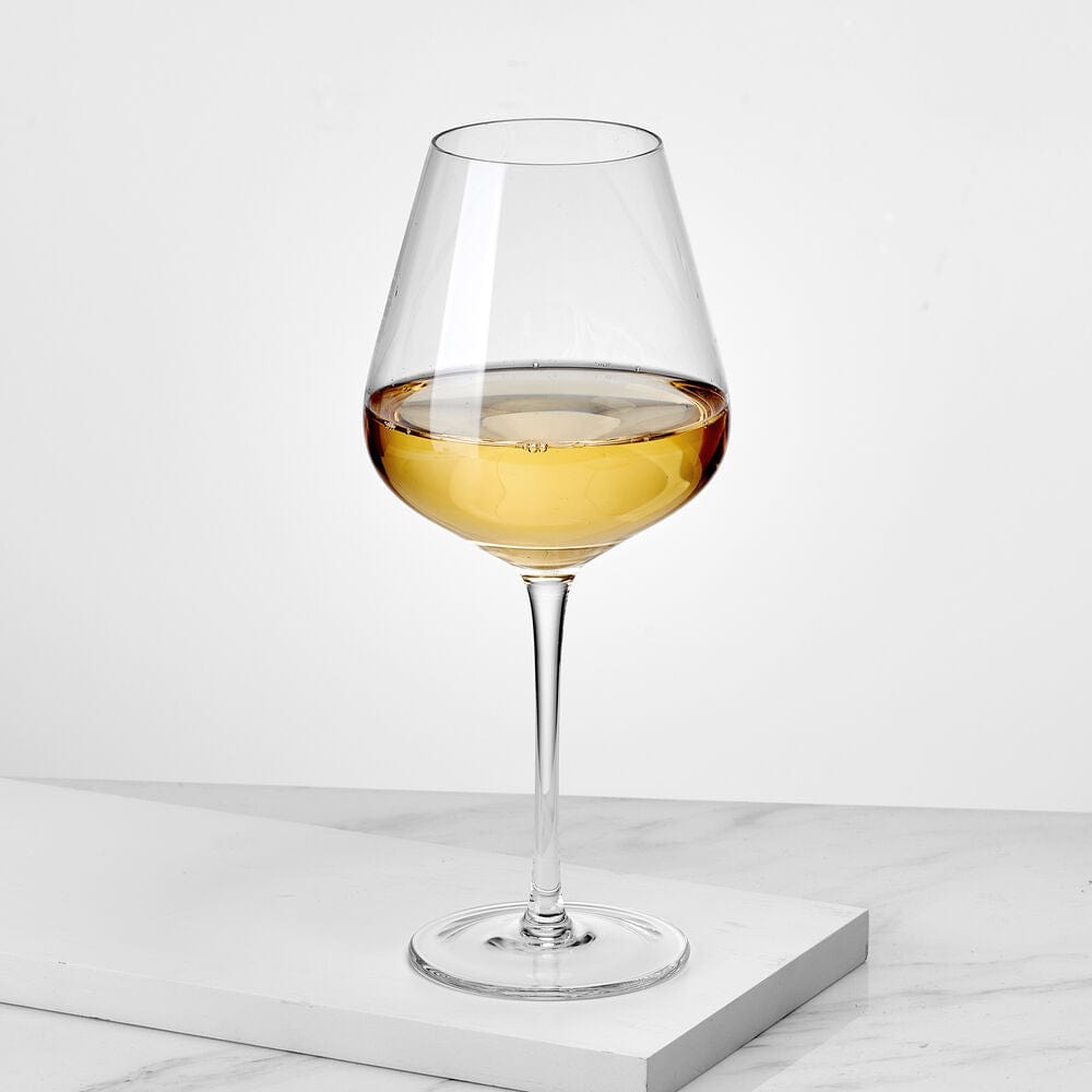 Premium Samantha Set of 4 Crystal Clear White Wine Glasses - Elegant Stemware for Chardonnay, Sauvignon Blanc & Riesling - Perfect for Dinner Parties, Weddings & Romantic Date Nights