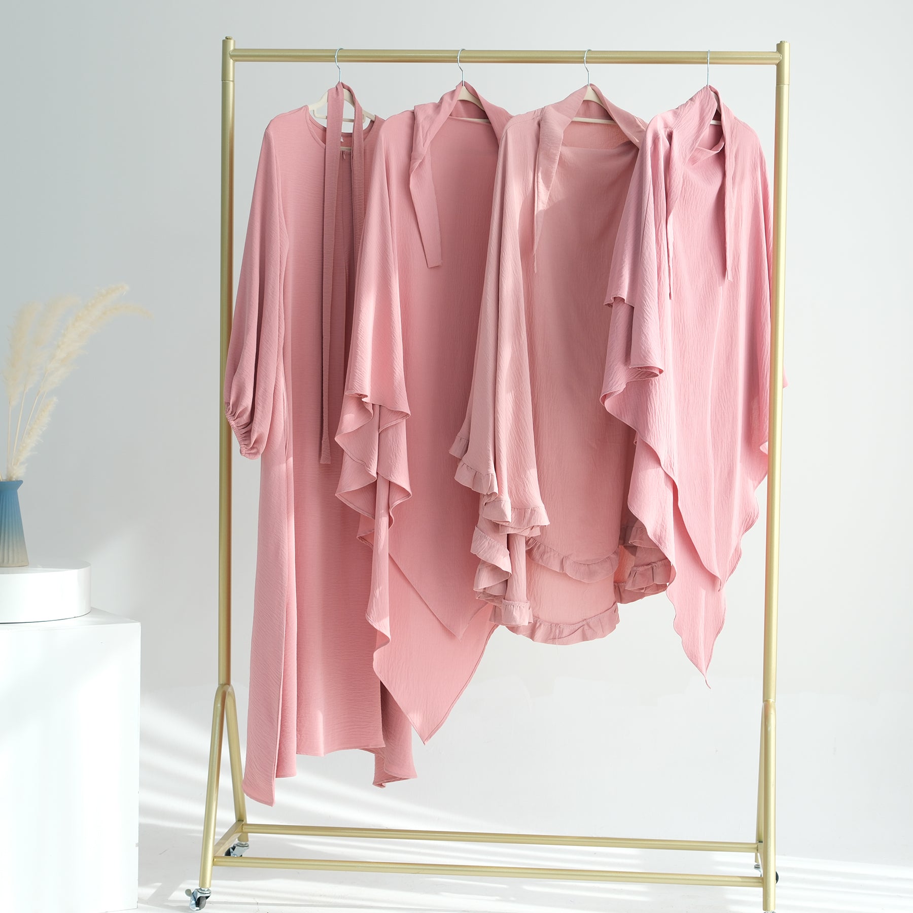 Elegant Pink Abaya Khimar Set for Women - Modest Islamic Prayer Dress - Perfect for Eid, Ramadan & Daily Wear