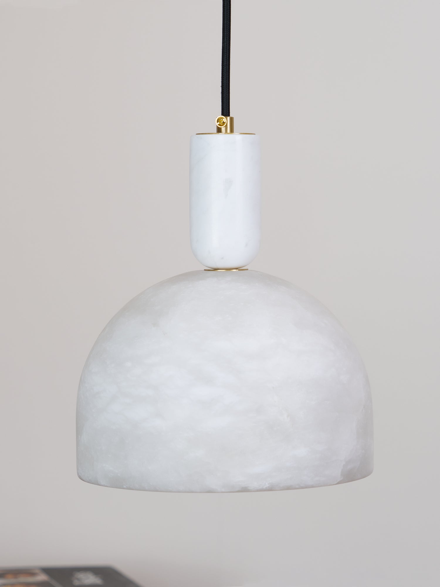 Blair Alabaster Pendant Light - Modern Glass Ceiling Lamp with Gold Finish for Dining Room, Kitchen Island & Bedroom Lighting