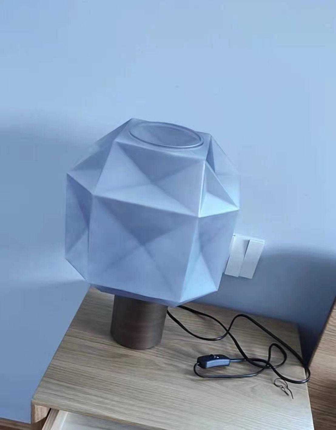 Modern Cubo Table Lamp - Stylish LED Nightstand Light for Bedroom, Living Room & Office - Soft Warm White Lighting for Reading & Relaxation