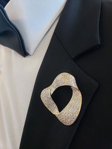 Abstract Circle Lapel Pin - Stylish & Unique Brooch for Men & Women - Perfect for Suits, Jackets, Hats & Bags
