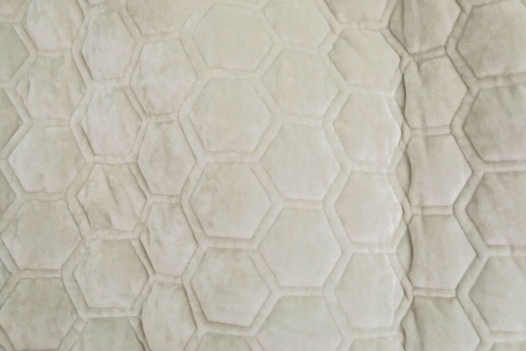 Premium Remington Luxe Soft Fleece Blanket - Ultra Cozy & Warm for Winter - Perfect for Bed, Couch, and Travel Use