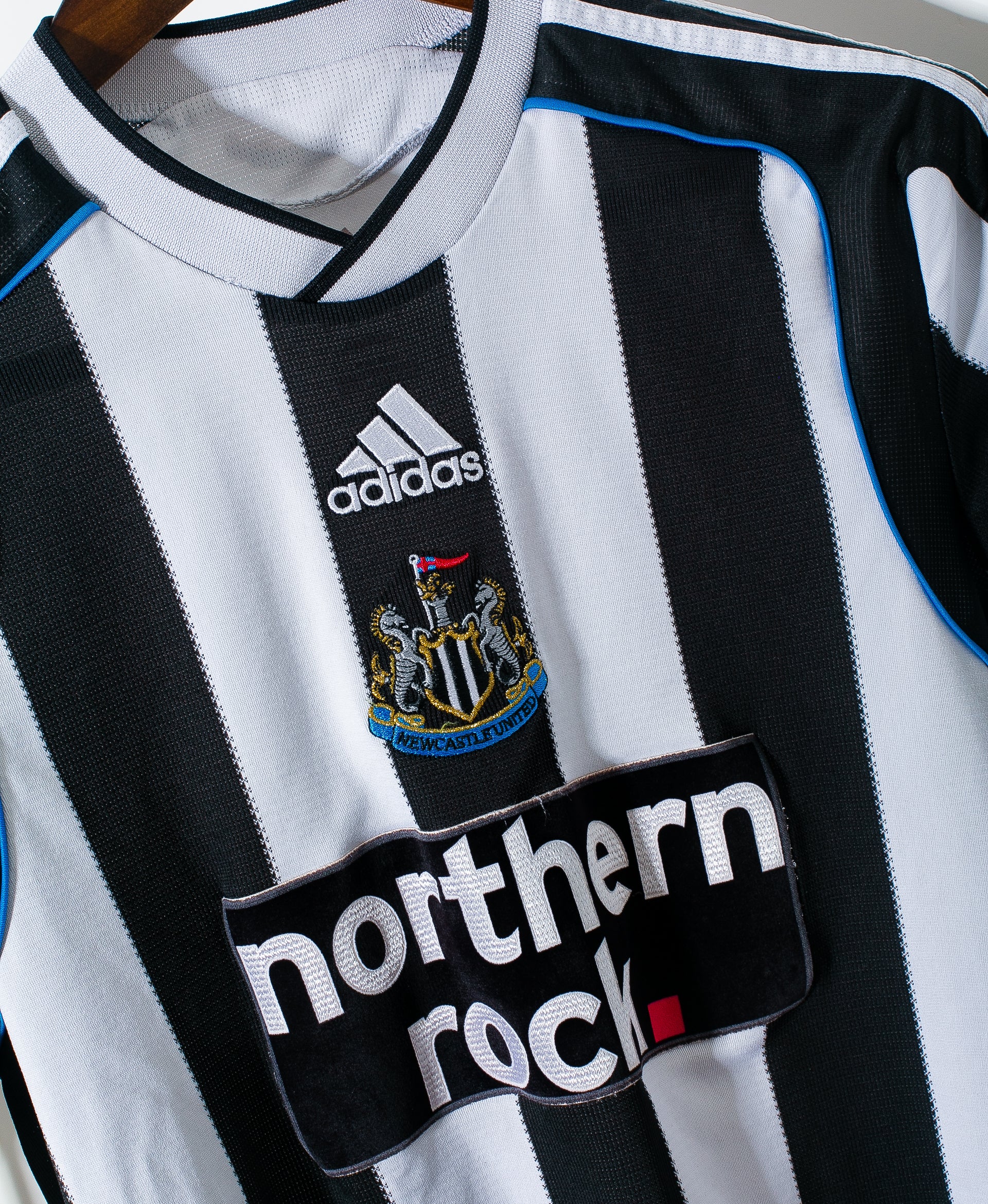 Newcastle United 2009 Home Jersey - Authentic Replica Soccer Shirt (Size S) - Perfect for Match Days, Fan Events & Collectors