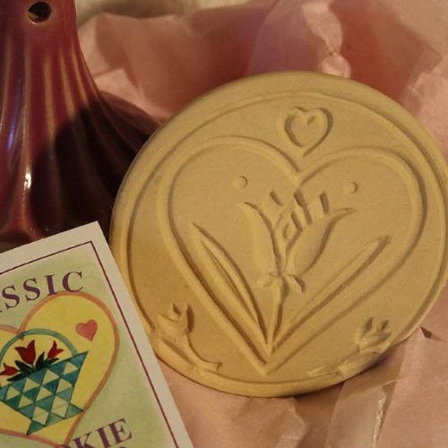Brown Tulip Heart Cookie Stamp for Baking - Valentine's Day Gift - Perfect for Valentine's Cookies, Wedding Favors, and DIY Dessert Decorations