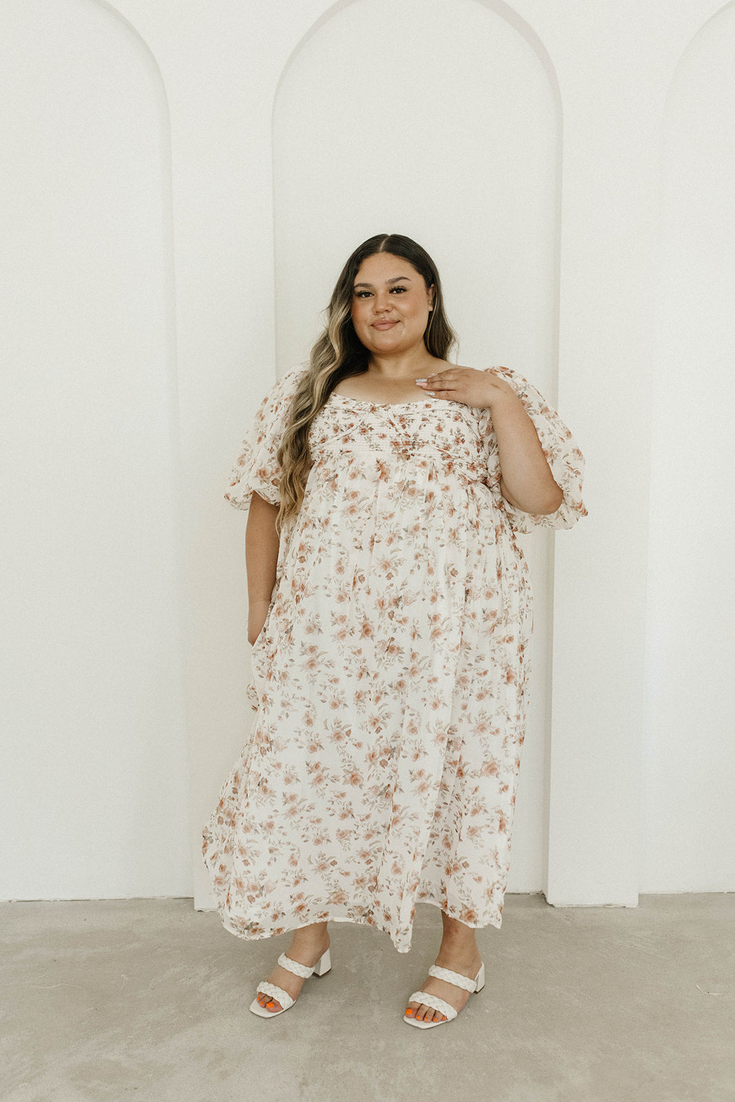 Harlow Maxi Dress in Ivory Floral - Bump Friendly Maternity Dress with Inclusive Sizing (S-3XL) | Perfect for Pregnancy, Weddings & Summer Vacations