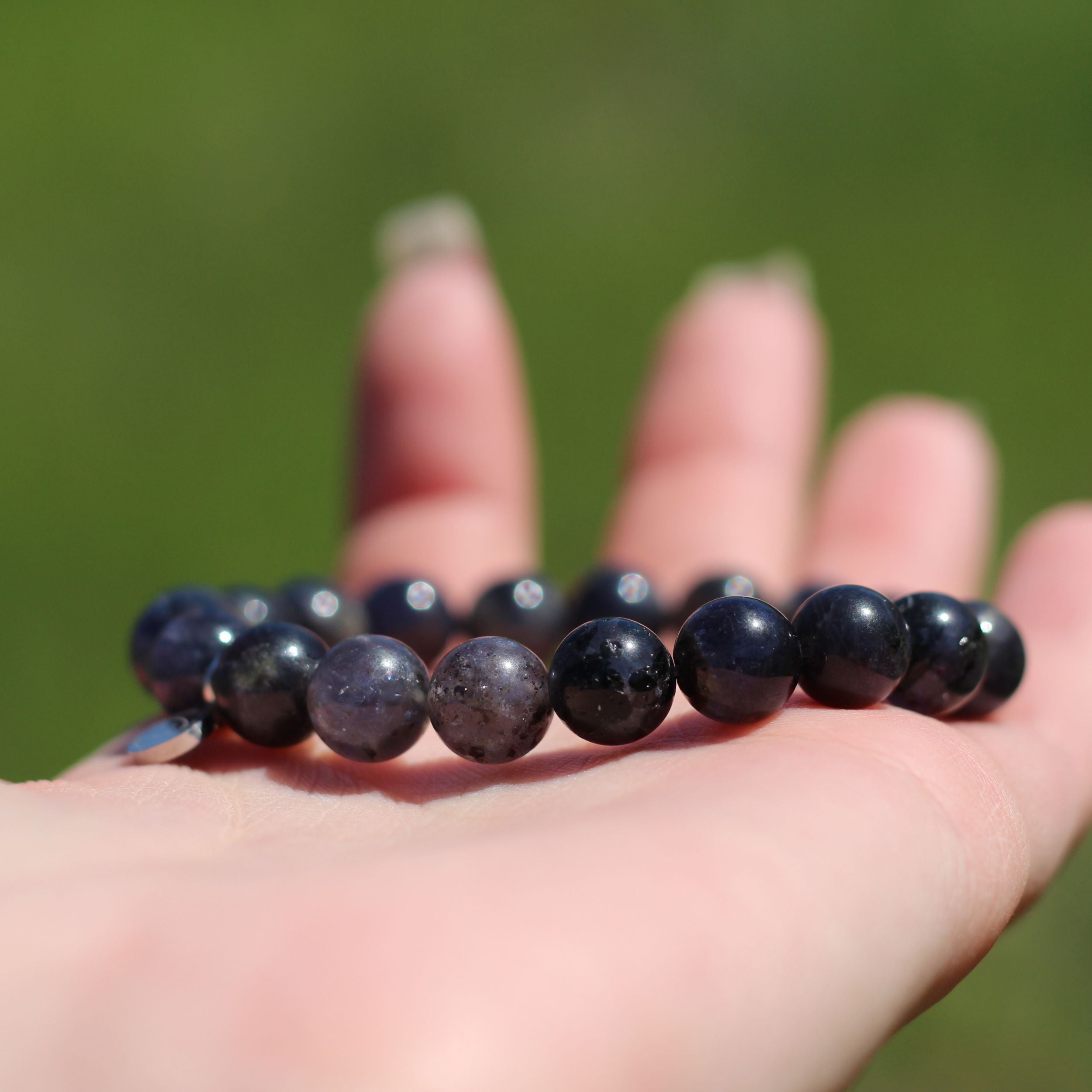 Iolite Gemstone Bracelet for Women - Healing Crystal Jewelry for Stress Relief & Positive Energy - Perfect for Meditation, Yoga & Spiritual Gifts