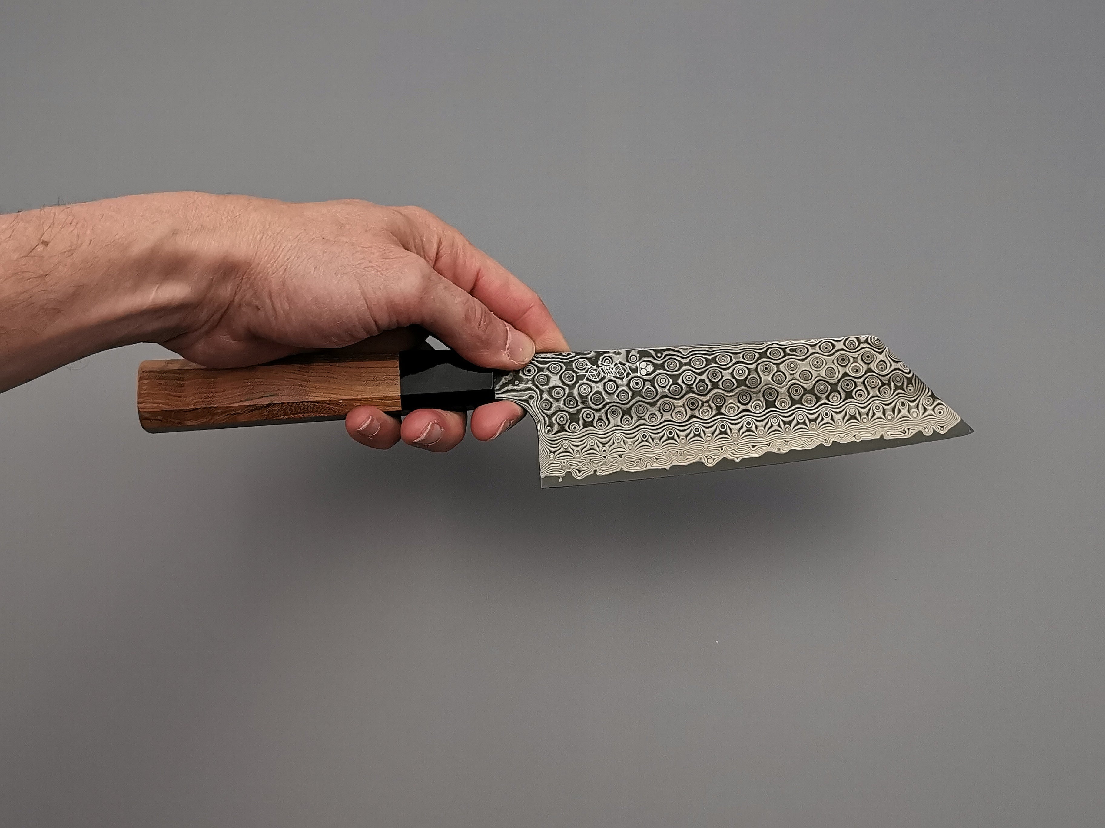 Nigara Hamono SG2 Damascus Kiritsuke Nakiri Knife - Japanese Chef Knife for Professional Slicing, Dicing & Vegetable Prep - Perfect for Home Cooks & Sushi Chefs