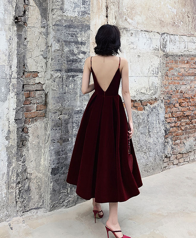 Elegant Burgundy Tea Length Prom Dress & Bridesmaid Gown - Perfect for Homecoming, Weddings & Formal Events