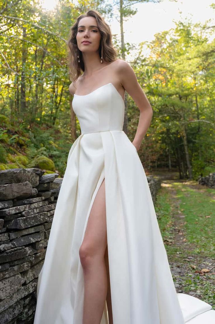 Jenny Yoo Mollie Gown - Elegant Wedding Dress for Brides | Perfect for Beach, Garden & Church Ceremonies