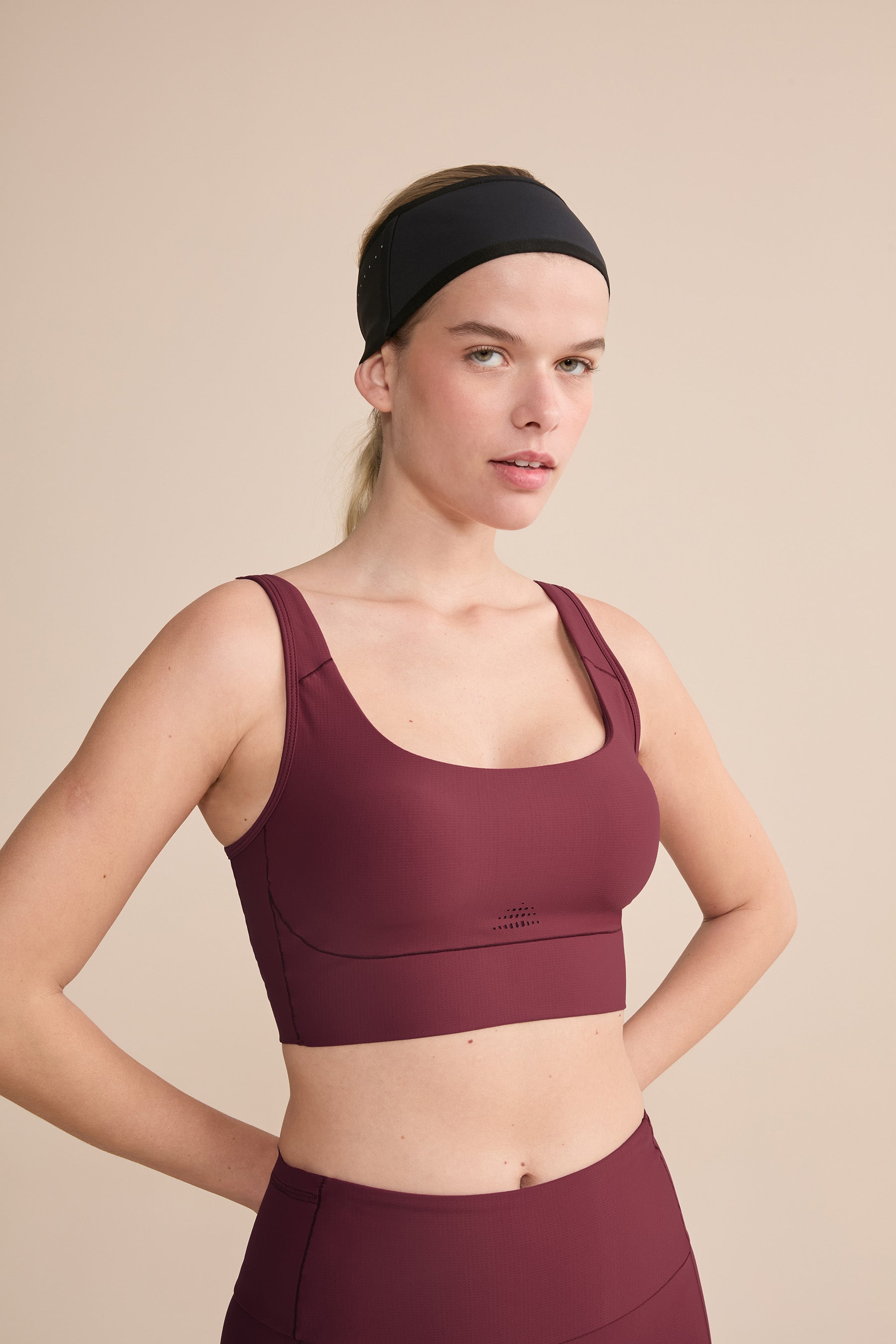 High-Performance Speed Power Sports Bra for Women - Moisture-Wicking, Supportive & Breathable Workout Top for Running, Yoga & Gym