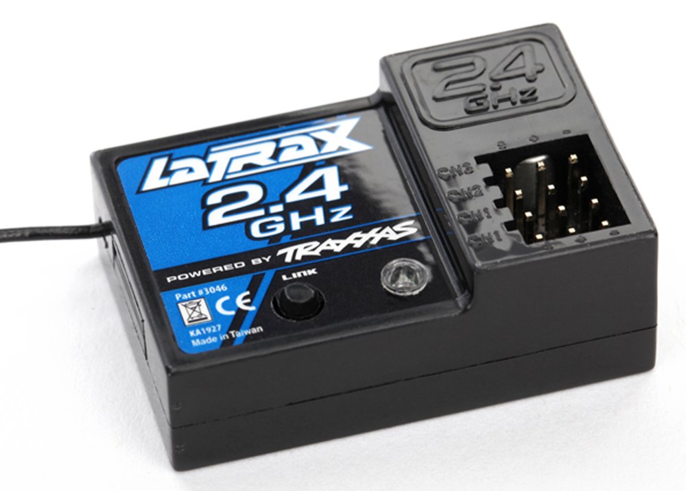 Traxxas LaTrax 1/18 SST Slash 4WD RC Truck with 2.4GHz Radio System, Waterproof Electronics - Perfect for Off-Road Racing, Backyard Bashing & Indoor Crawling