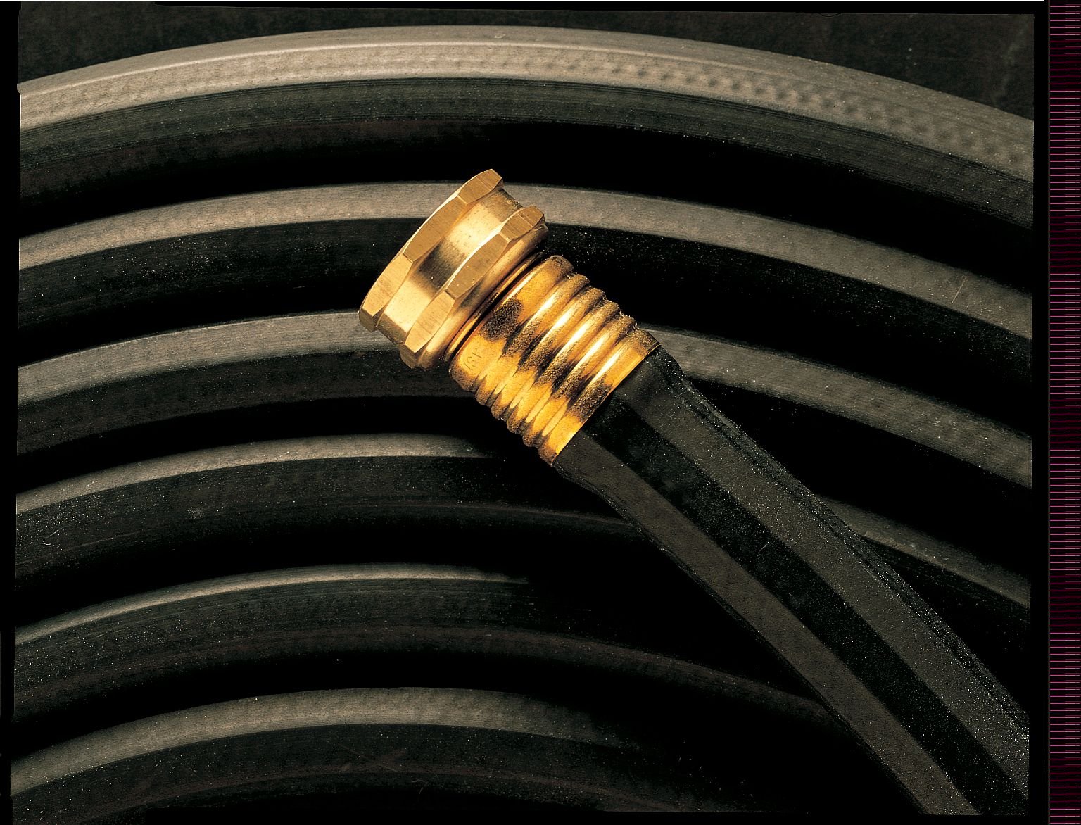 **5/8 Inch ID 100 ft Heavy Duty Water Hose - Flexible, Durable Garden Hose for Lawn, Car Washing & Outdoor Use**