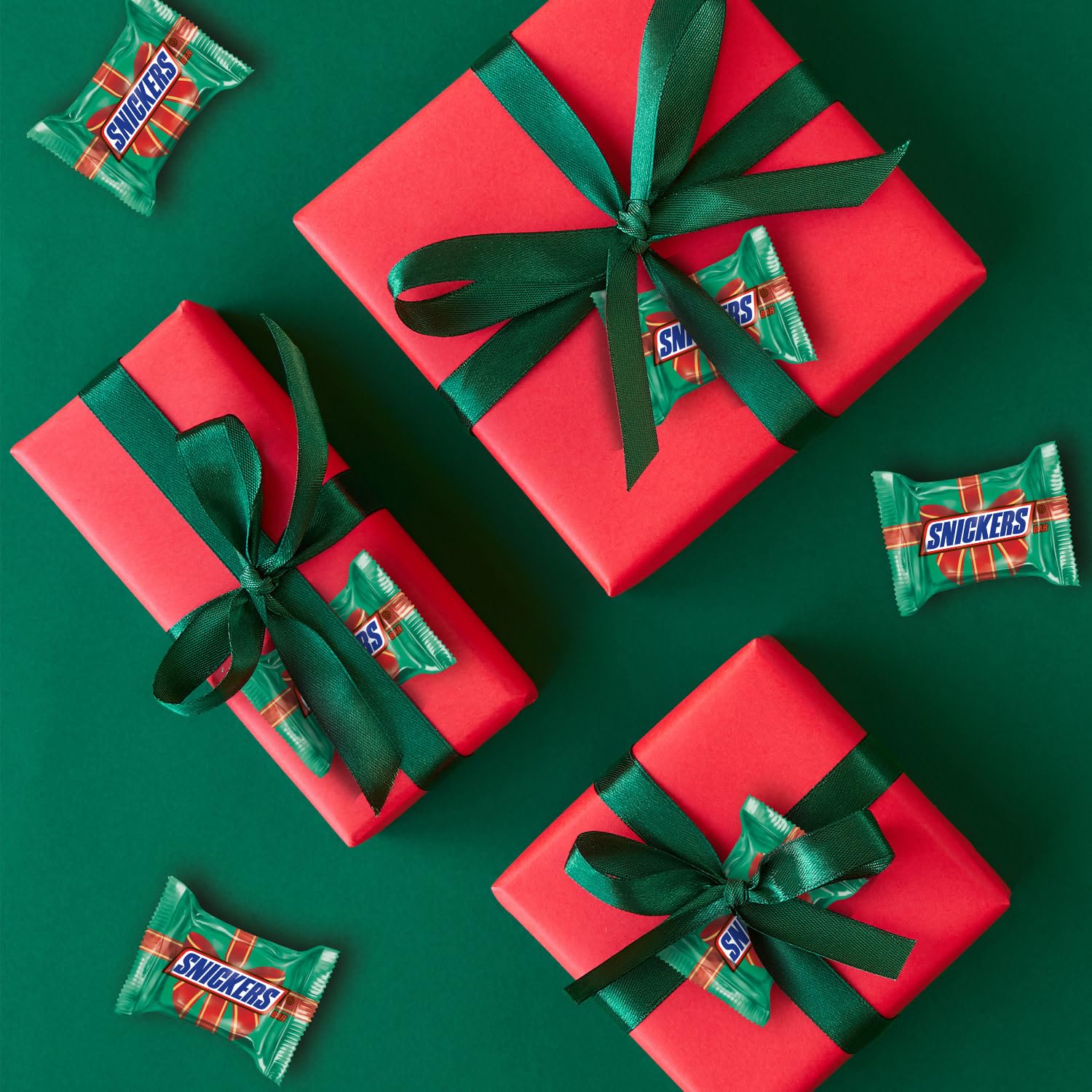 Snickers Mini Bars 2lb (96 Pcs) - Individually Wrapped Milk Chocolate Candy for Christmas Stockings & Party Treats