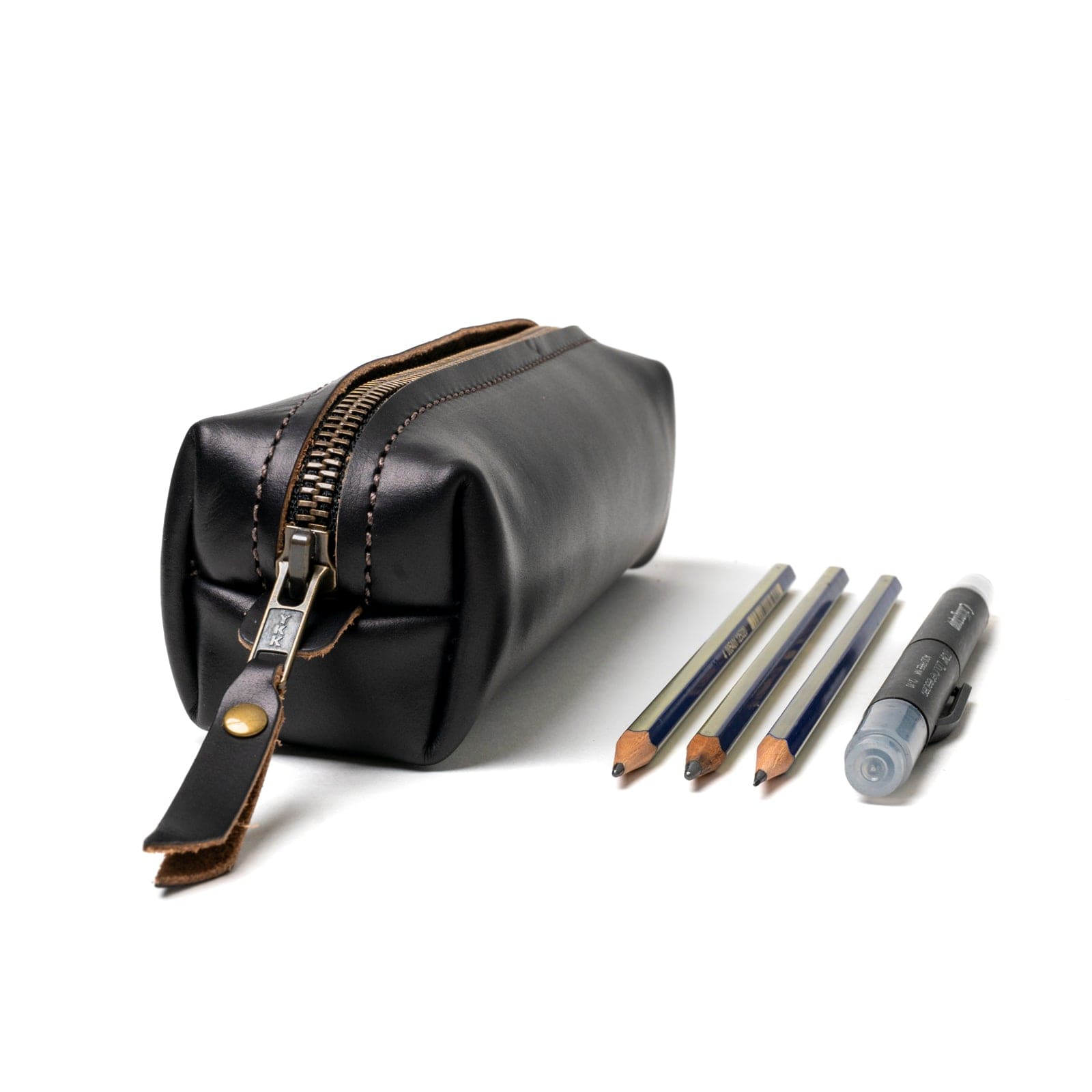 Premium Genuine Leather Pencil Case for School & Office - Stylish Organizer for Pens, Markers & Art Supplies - Perfect Gift for Students & Professionals