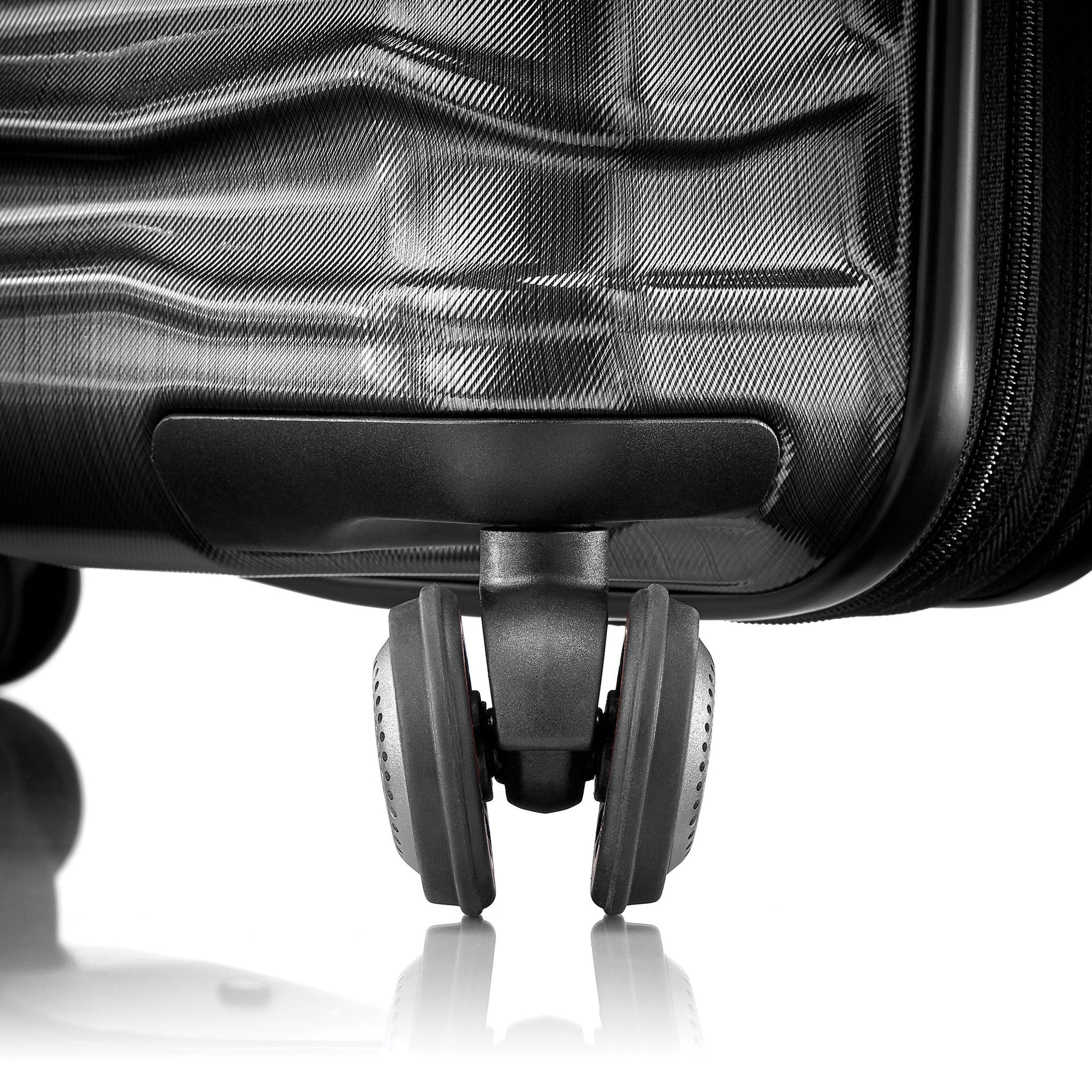 Samsonite Stryde 2 22x14x9 Inch Carry On Luggage Spinner Suitcase - Lightweight & Durable for Air Travel, Business Trips & Weekend Getaways