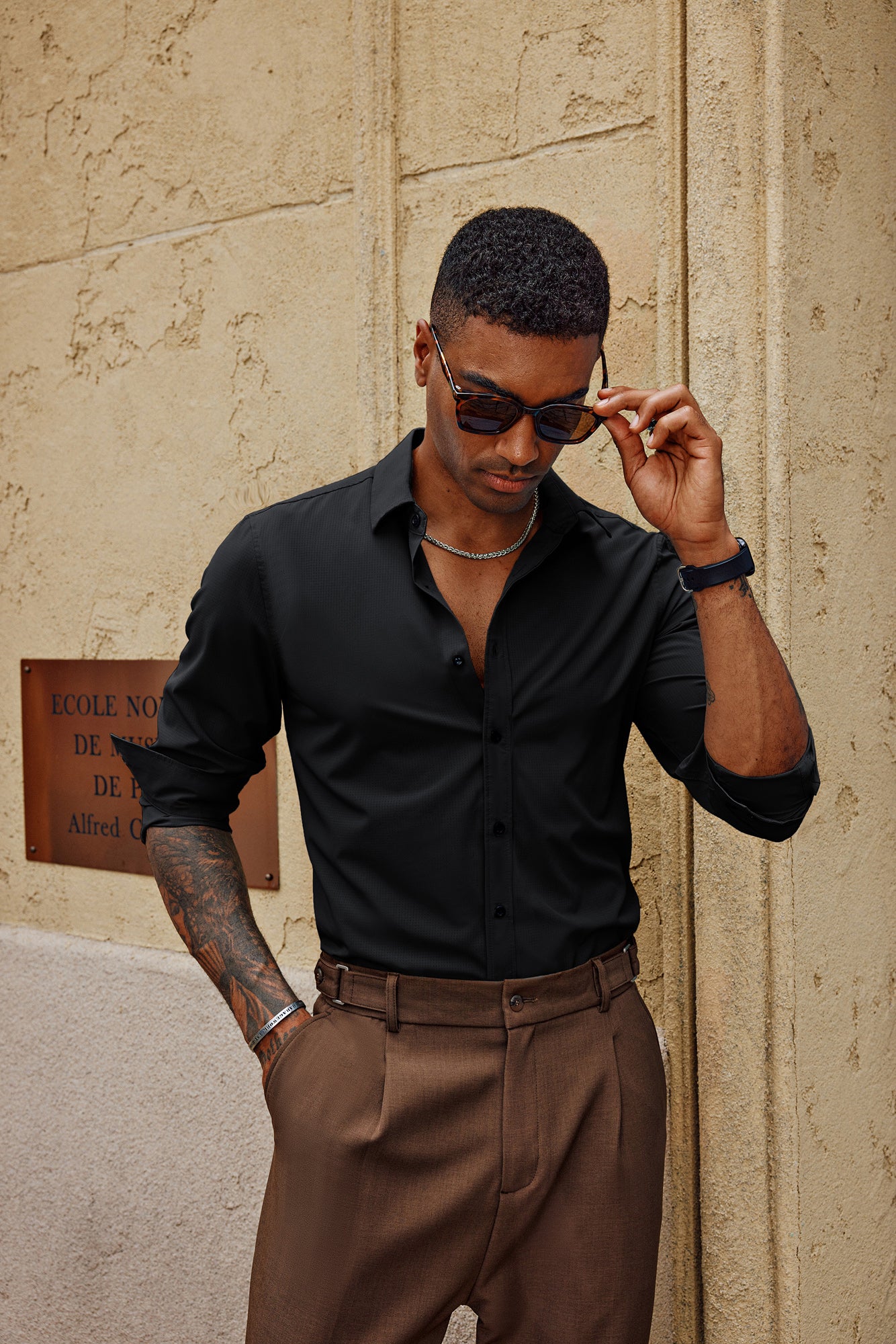Stylish Men's Long Sleeve Button-Up Shirt with Classic Collar & Curved Hem | Casual & Office Wear | Perfect for Work, Date Night & Formal Occasions