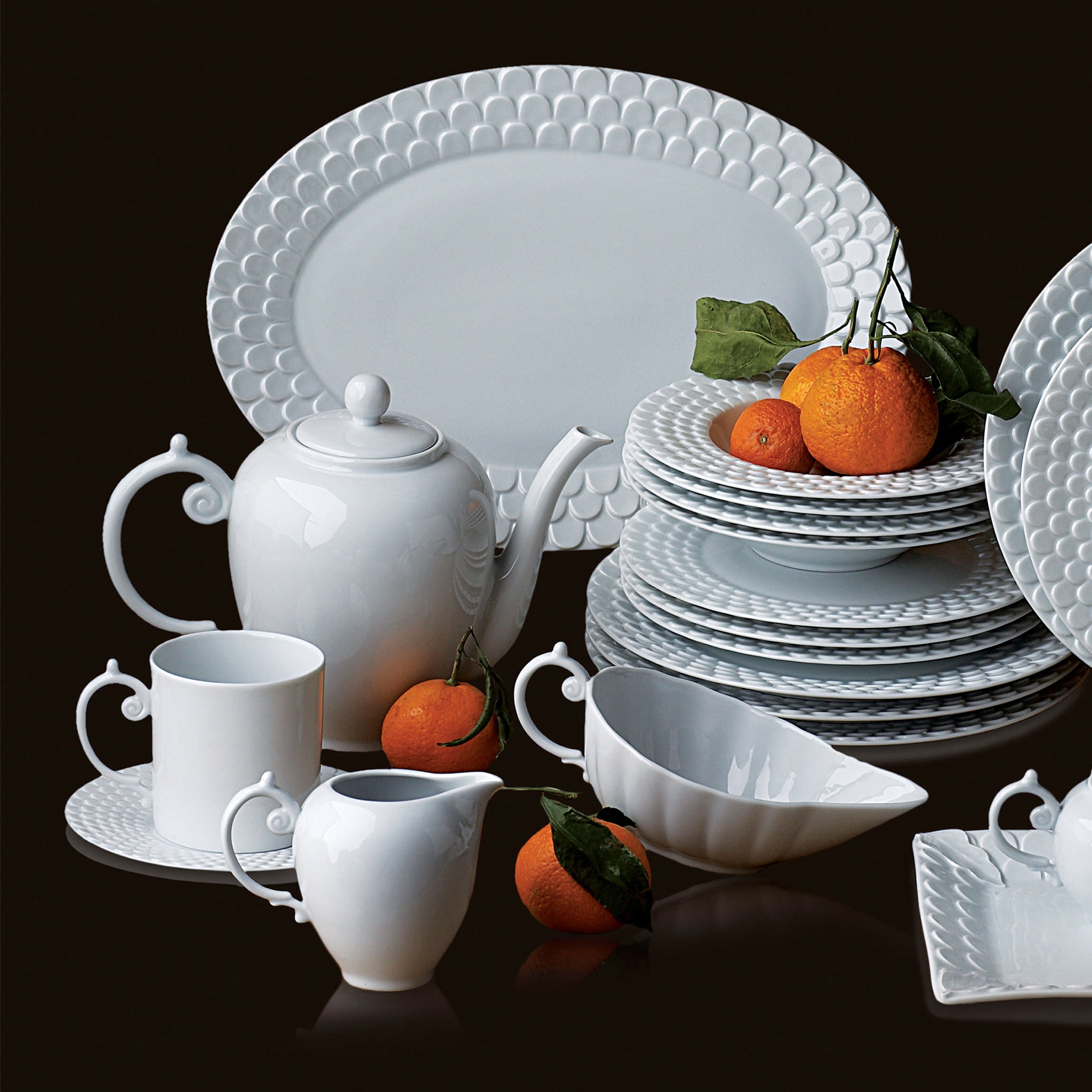 Premium Aegean White Porcelain Dinnerware Set - 16-Piece Elegant Tableware for Formal Dining, Entertaining & Special Occasions