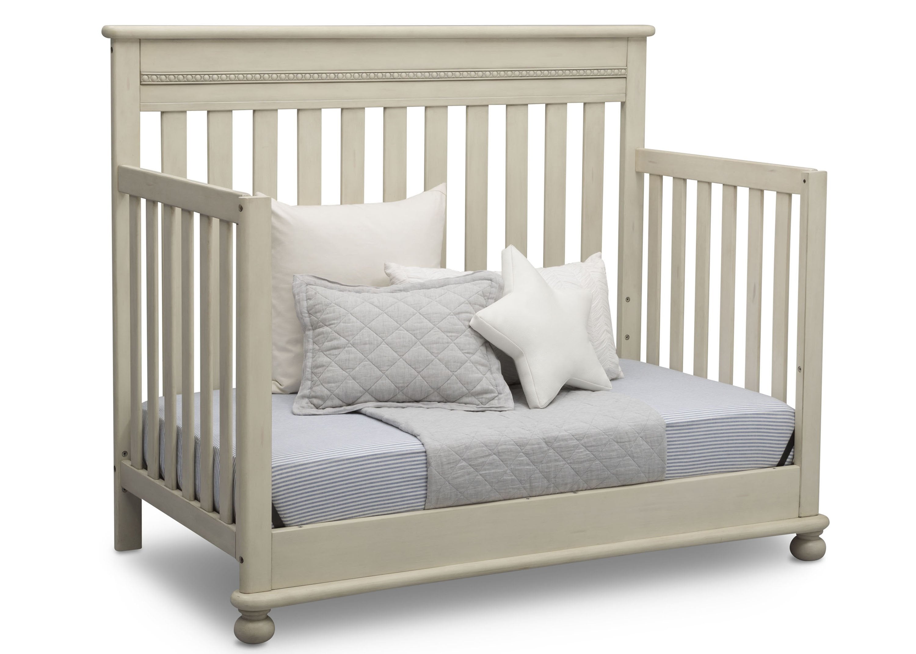 Franklin 4-in-1 Convertible Baby Crib - Toddler Bed, Daybed & Full Size Bed - Safe Nursery Furniture for Newborns & Growing Kids - Perfect for Baby Rooms & Daycare Centers