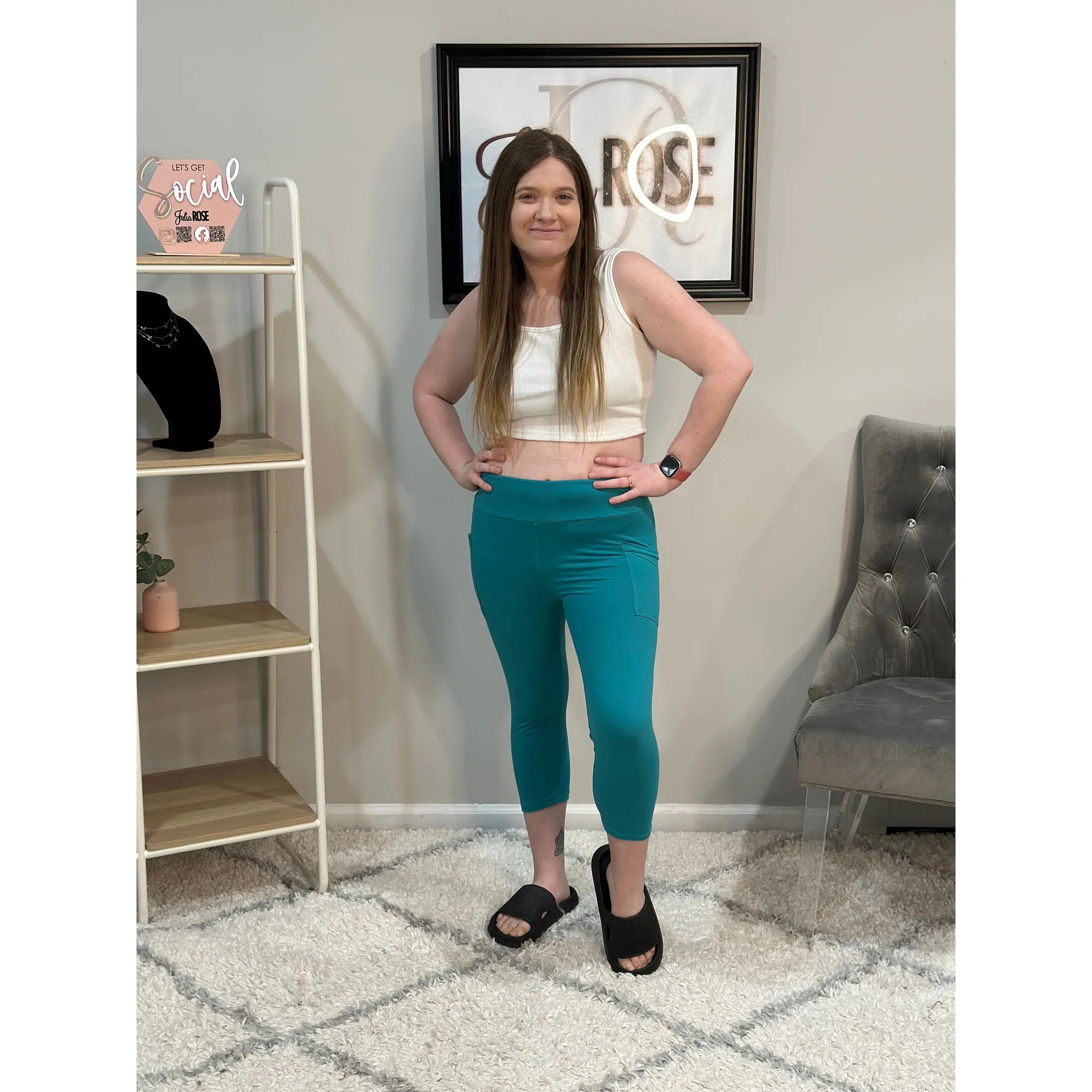 PREORDER: Women's High-Waisted Capri Yoga Leggings with Side Pockets - 9 Color Options for Workout, Running & Casual Wear